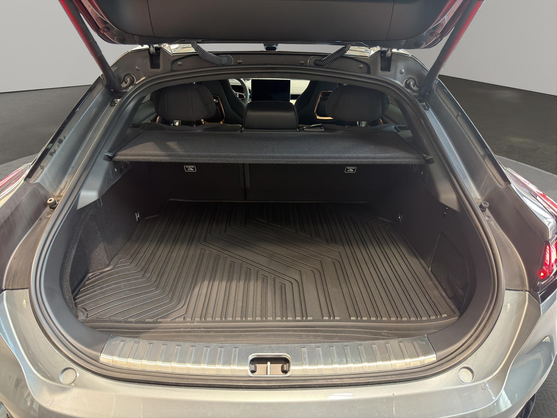 ZEEKR 001 Privilege AWD-image-6