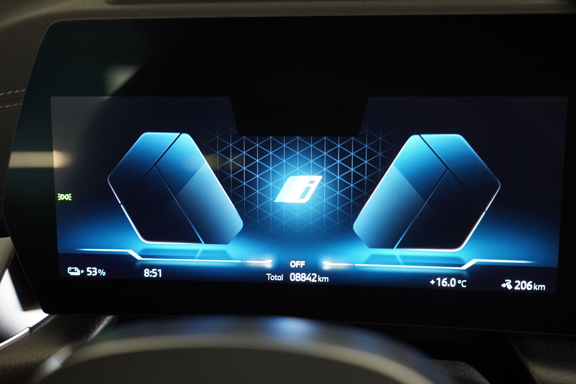 BMW iX2 xDrive 30 M Sport-image-22