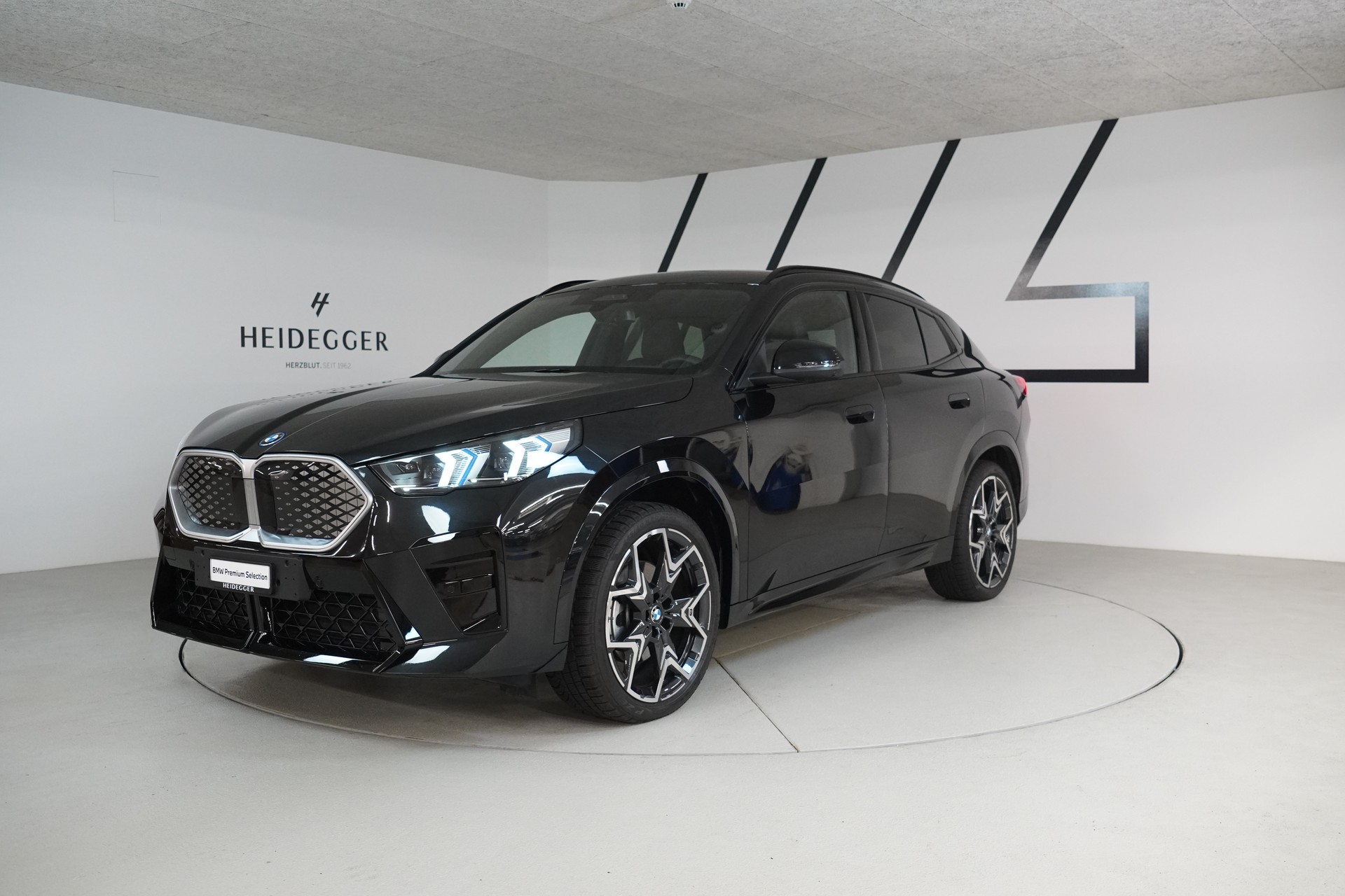 BMW iX2 xDrive 30 M Sport