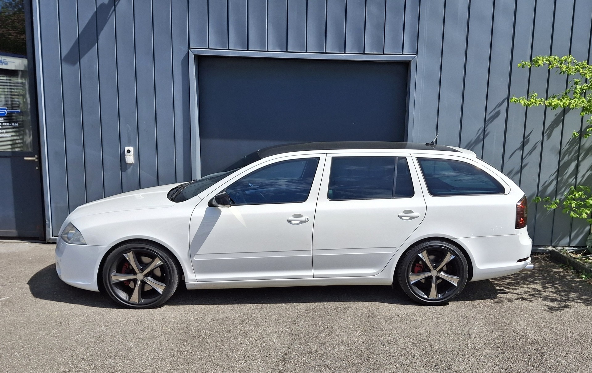 SKODA Octavia 2.0 TFSI RS-image-4
