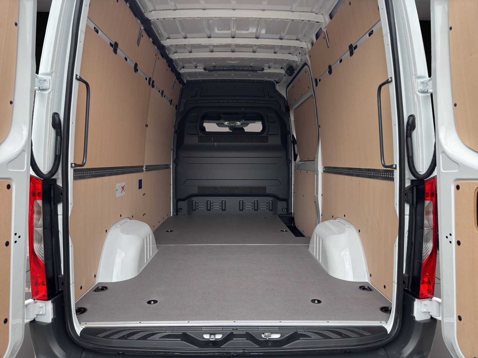 Image MERCEDES-BENZ SPRINTER Sprinter 317 CDI Standard 9G-TRONIC