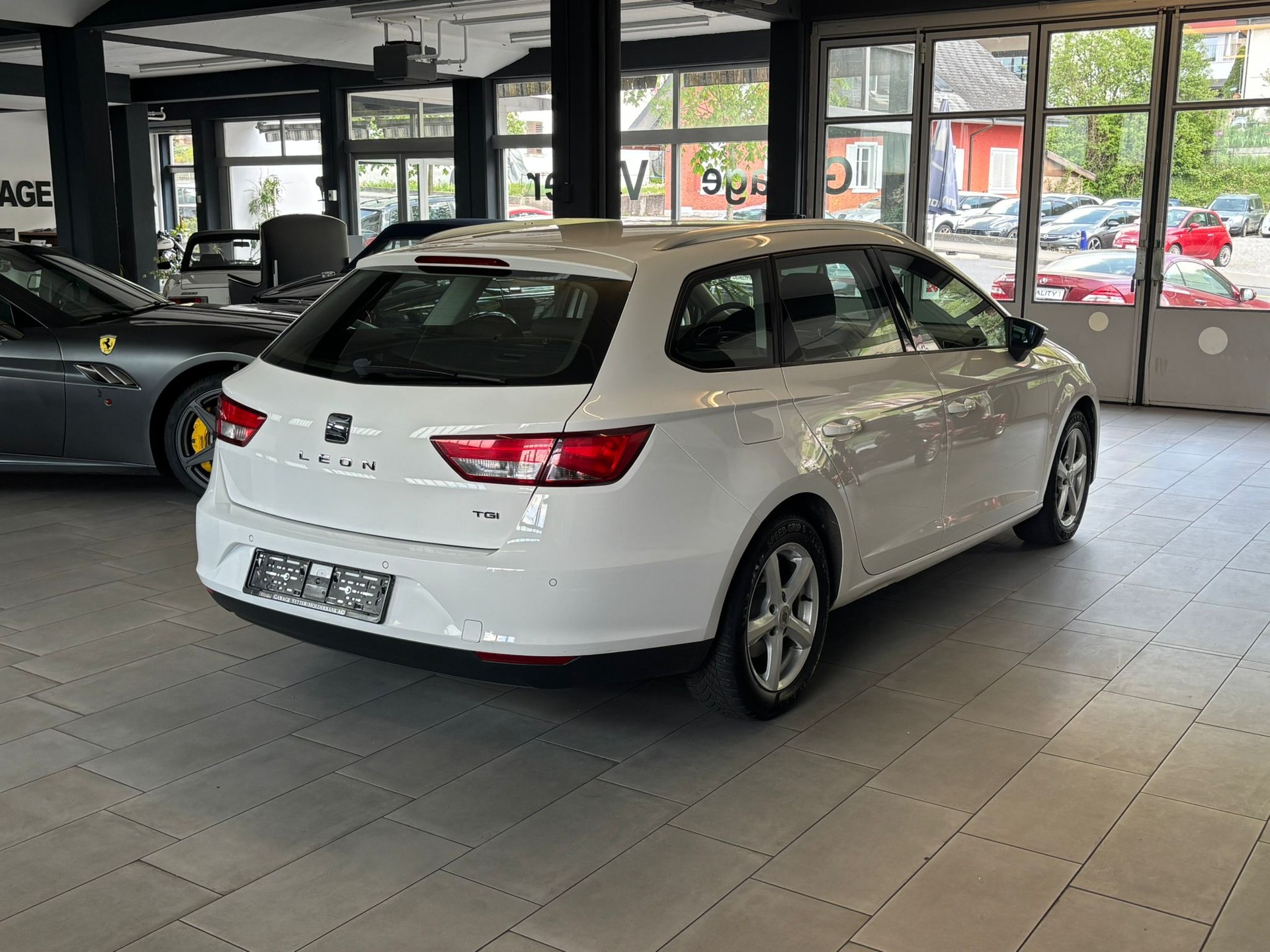 SEAT Leon ST 1.4 TGI Style-image-2