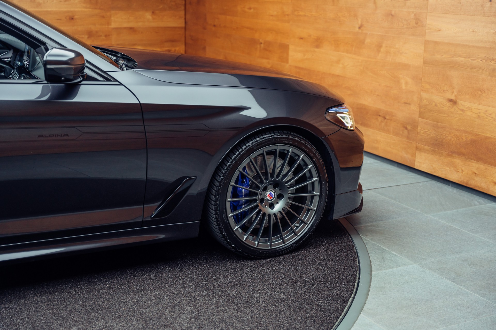 BMW-ALPINA D5 S Touring xDrive Switch-Tronic-image-24