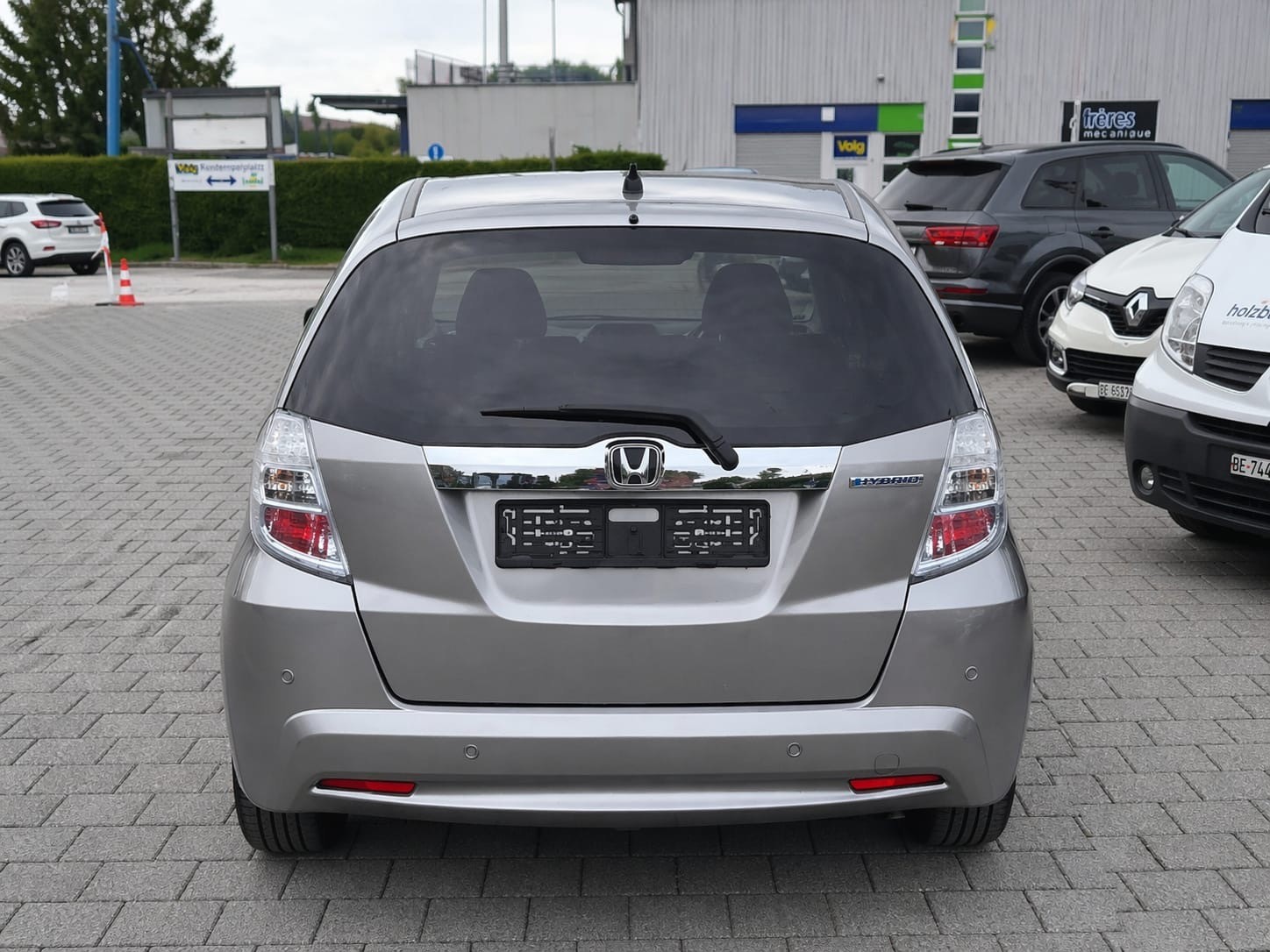 HONDA Jazz 1.3i Hybrid Elegance CVT-image-4