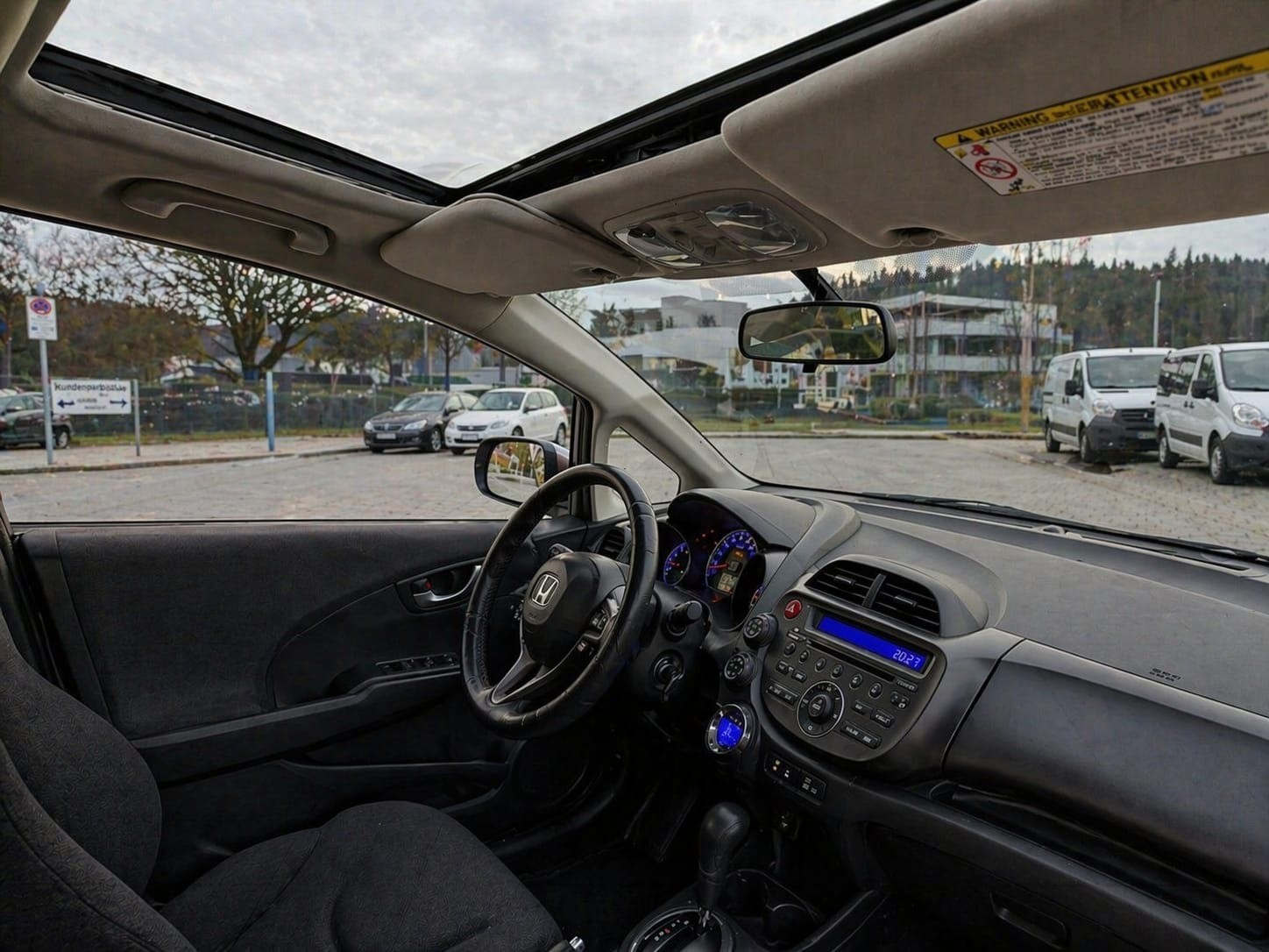 HONDA Jazz 1.3i Hybrid Elegance CVT-image-5