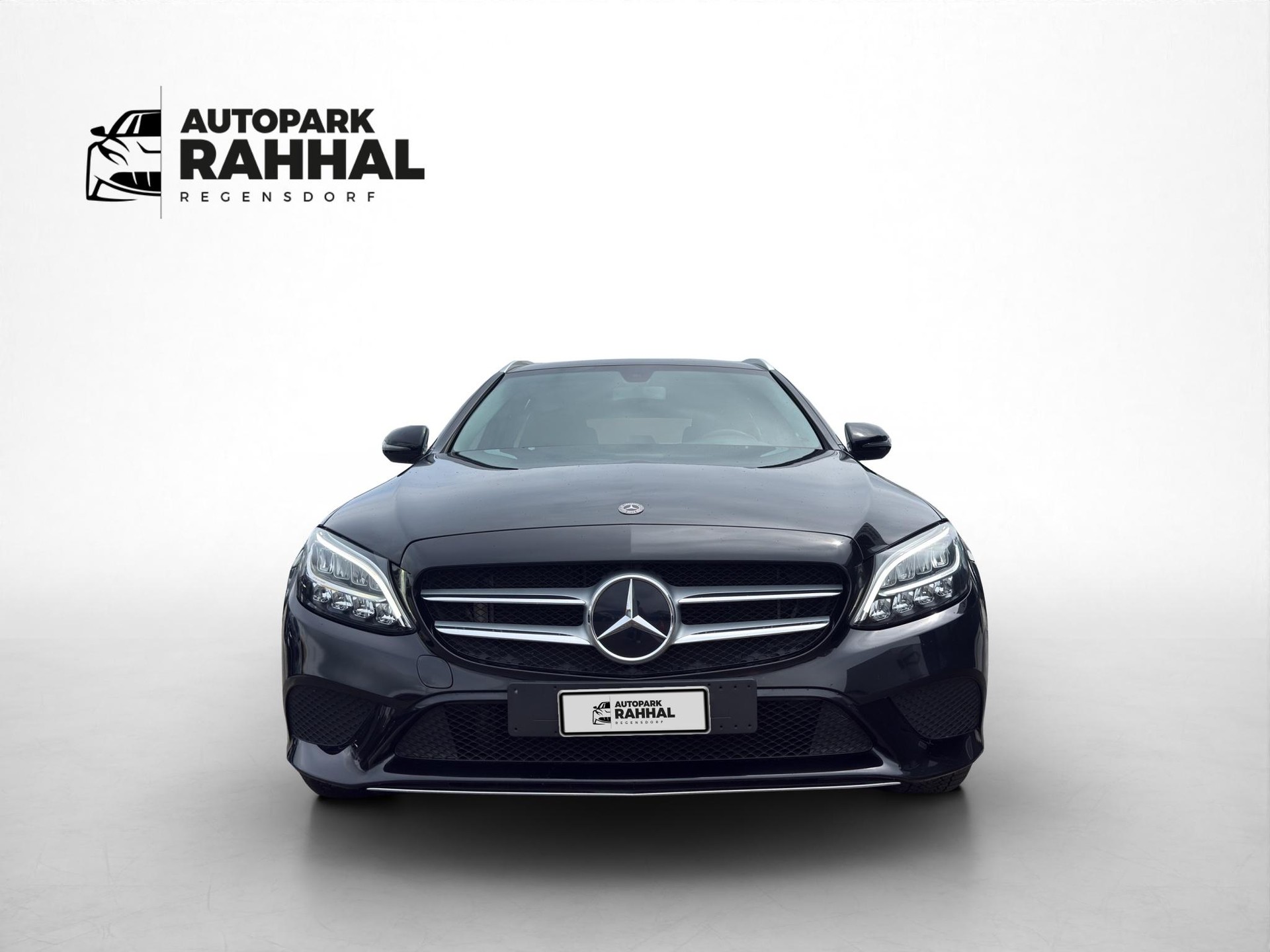 MERCEDES-BENZ C 220 d Avantgarde 4matic Kombi-showroom-element-1