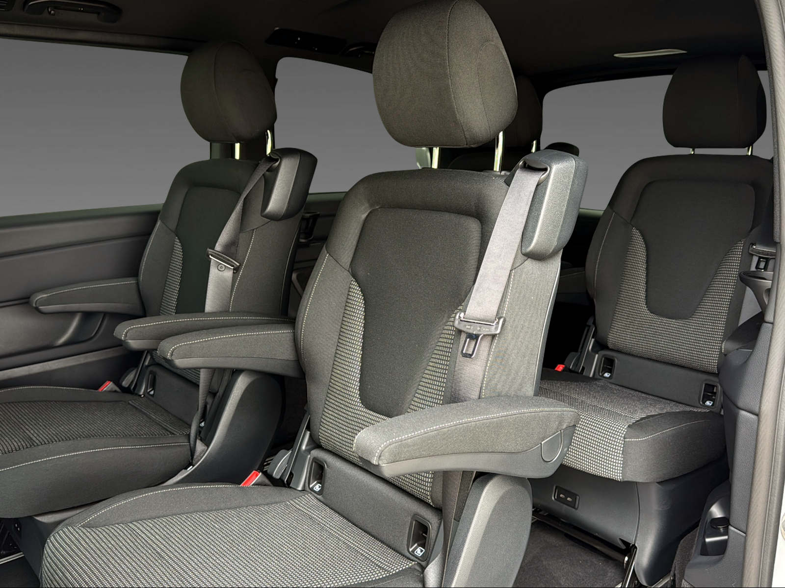 MERCEDES-BENZ V 220 d Style Kompakt-image-10