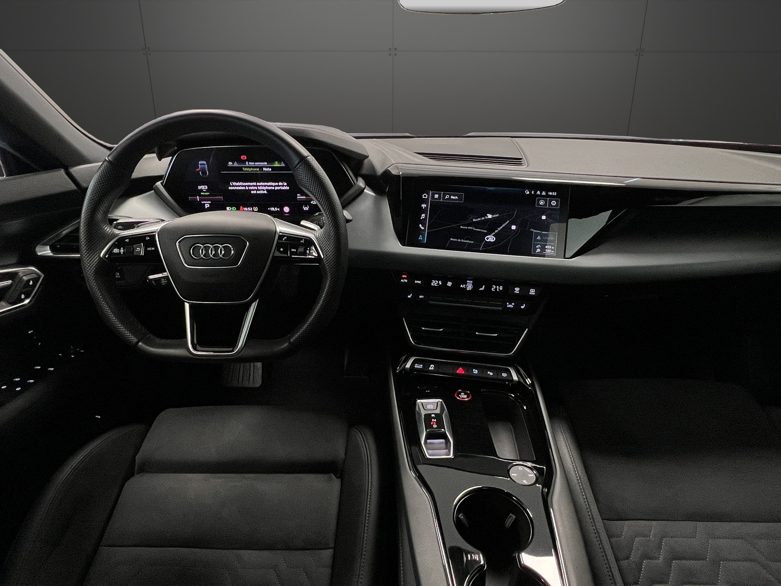 AUDI e-tron GT quattro-image-8