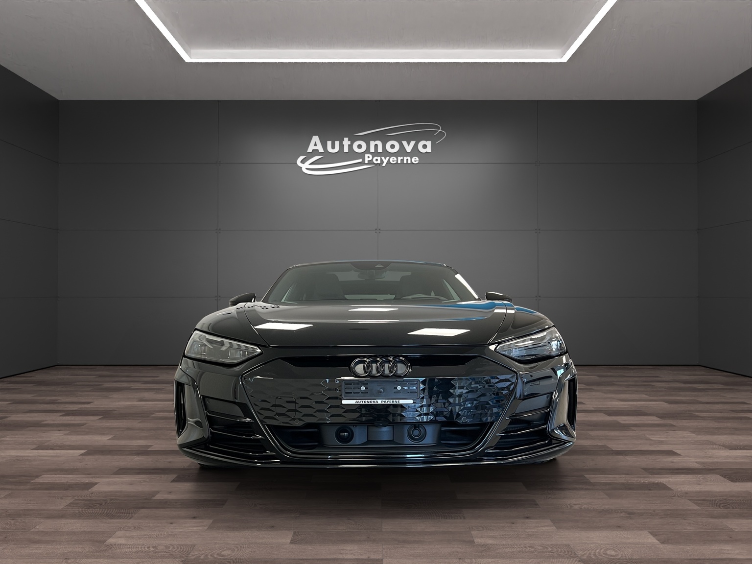 AUDI e-tron GT quattro-image-2