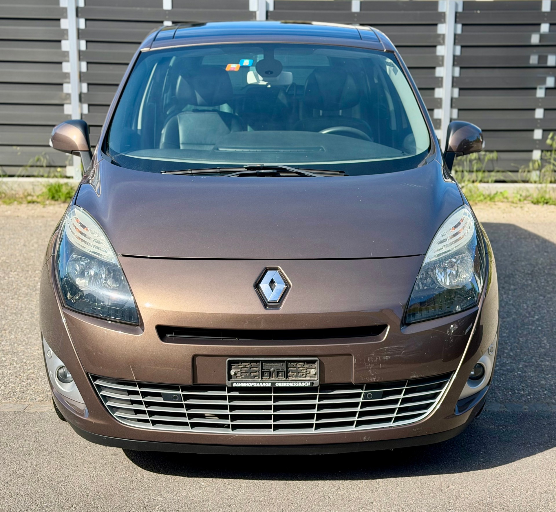 RENAULT Grand Scénic 1.9 dCi Expression-image-1