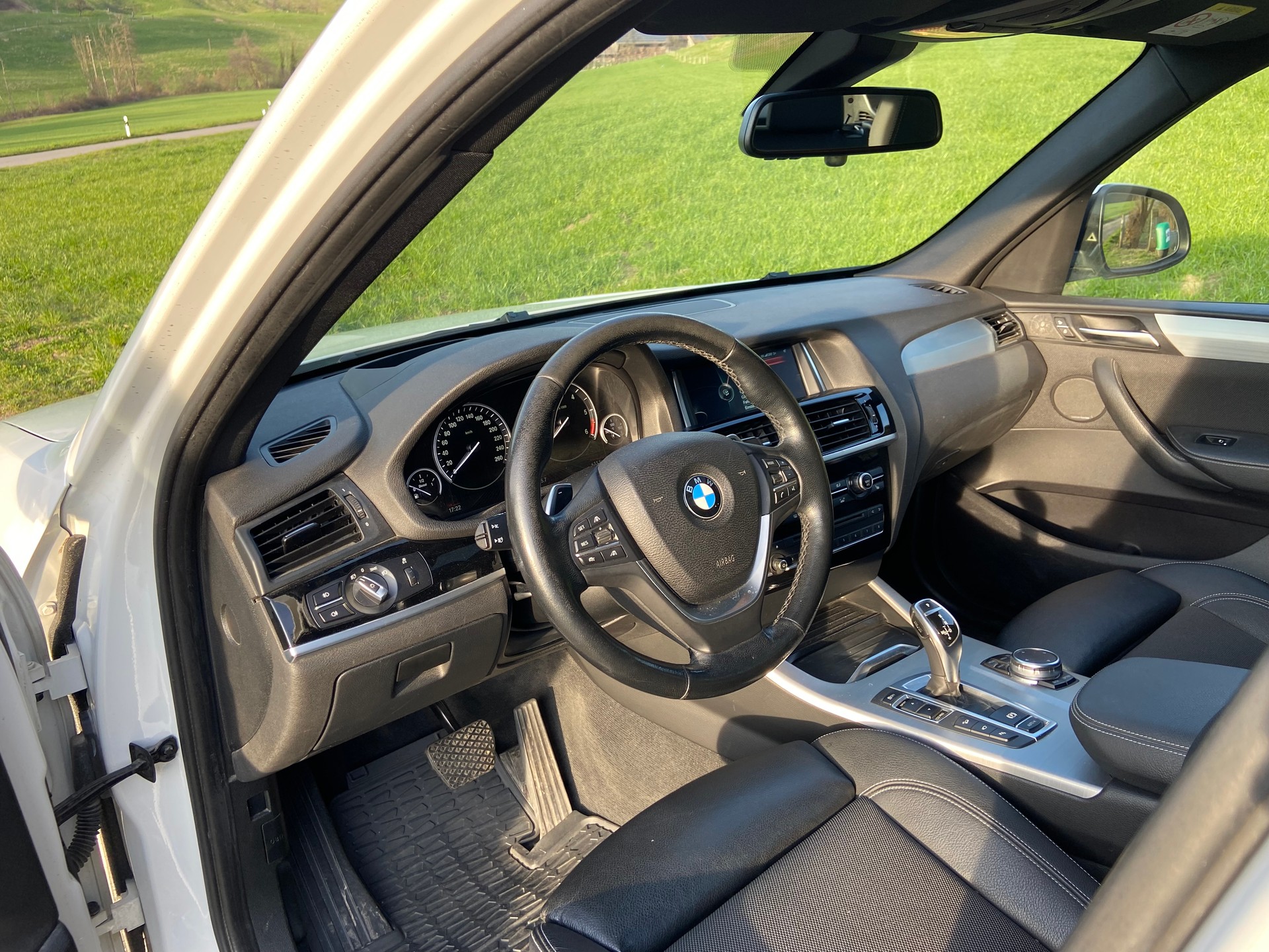 BMW X3 xDrive35d-image-1