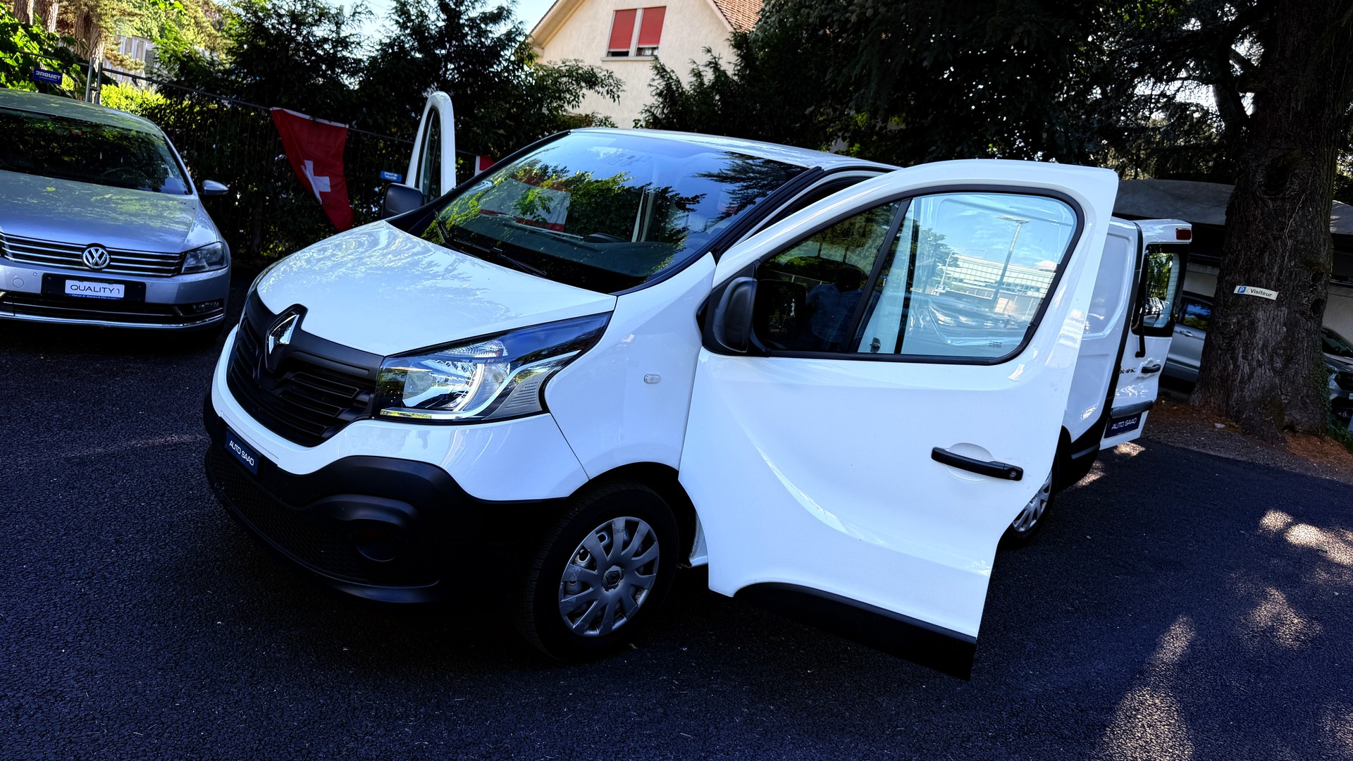 RENAULT Trafic 1.6 dCi 95 2.9t Business L1H1-image-13