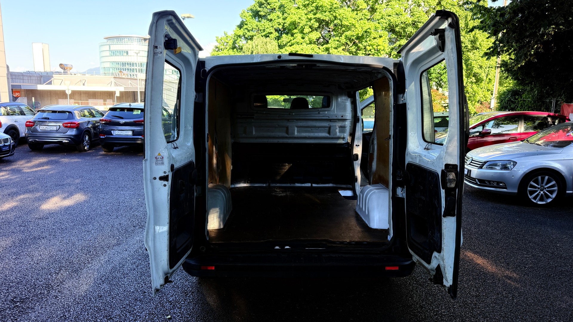 RENAULT Trafic 1.6 dCi 95 2.9t Business L1H1-image-6