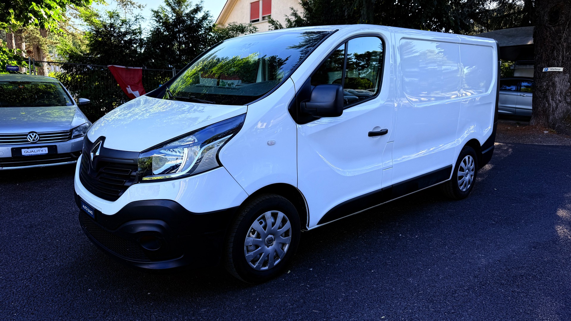 RENAULT Trafic 1.6 dCi 95 2.9t Business L1H1-image-1