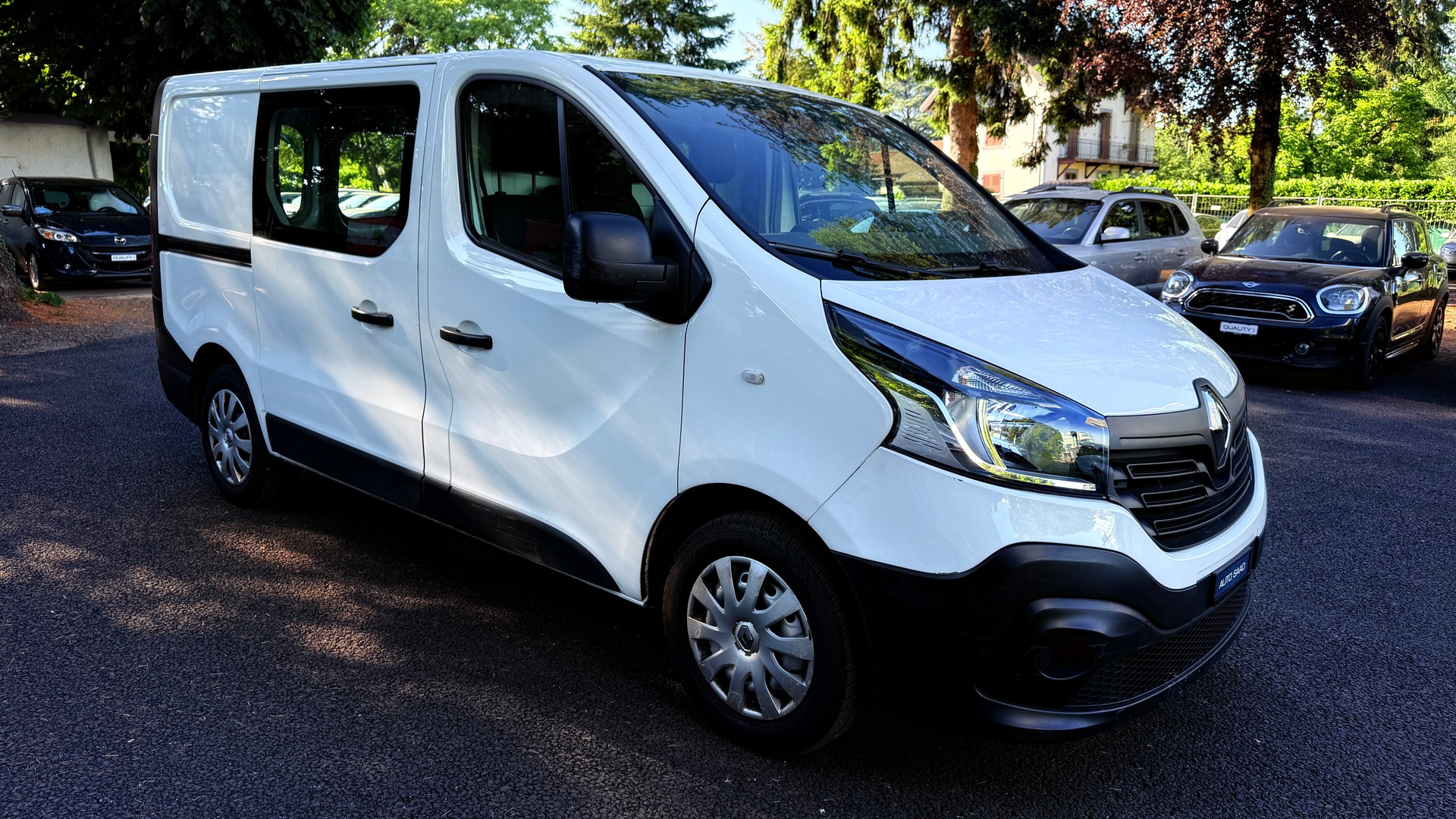 RENAULT Trafic 1.6 dCi 95 2.9t Business L1H1-image-2