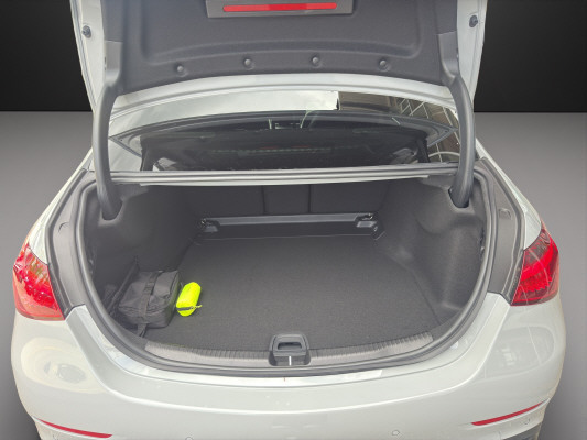 MERCEDES-BENZ C 220 d 4 Matic-image-10