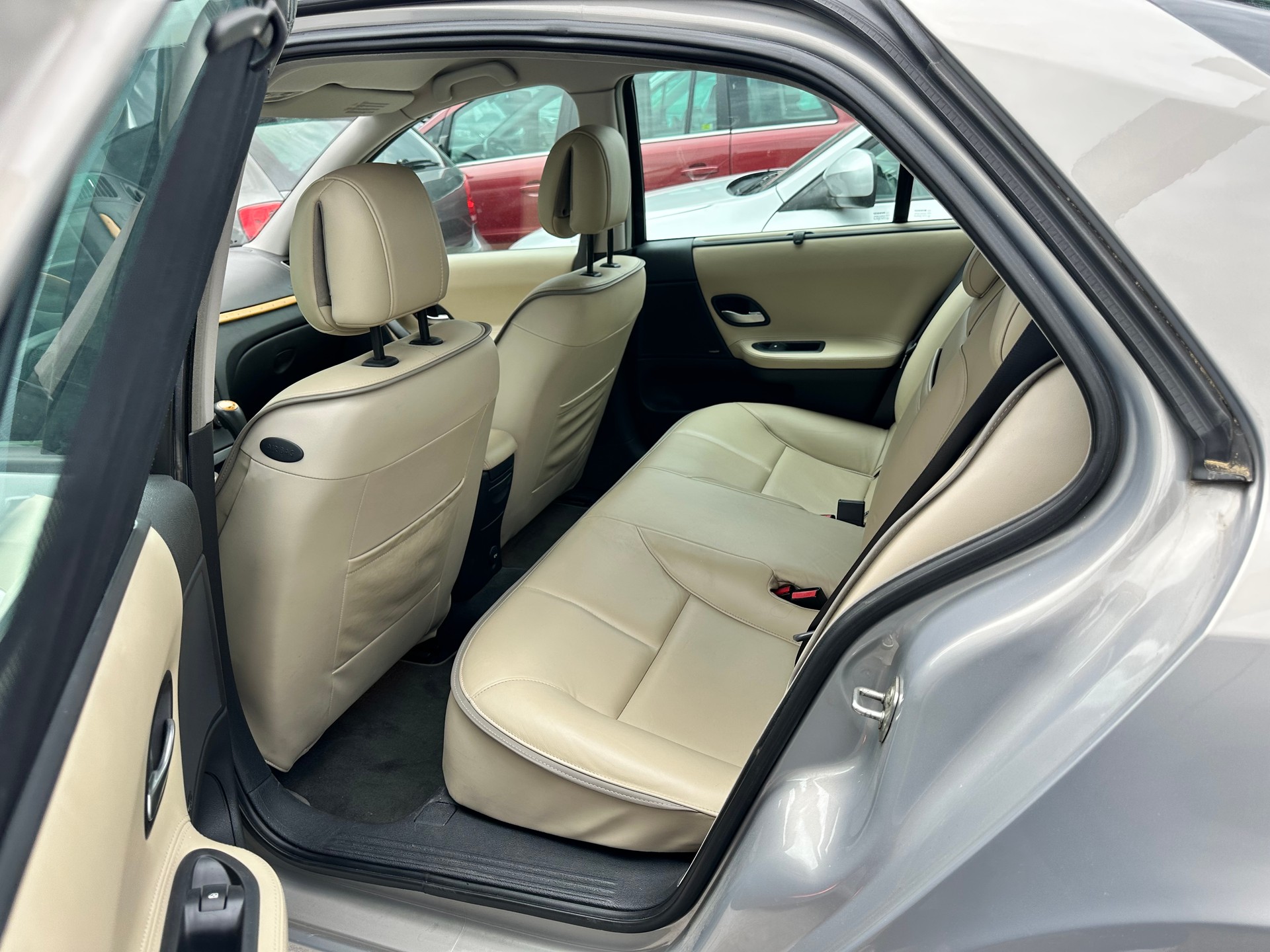 RENAULT Laguna 3.0 V6 24V Dynamique Automatic-image-14