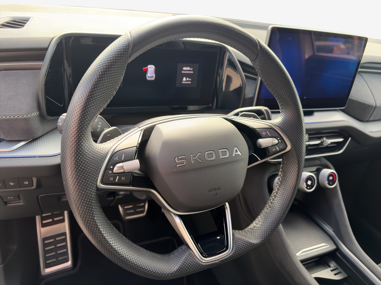 SKODA Kodiaq 1.5 TSI PHEV Sportline-image-10