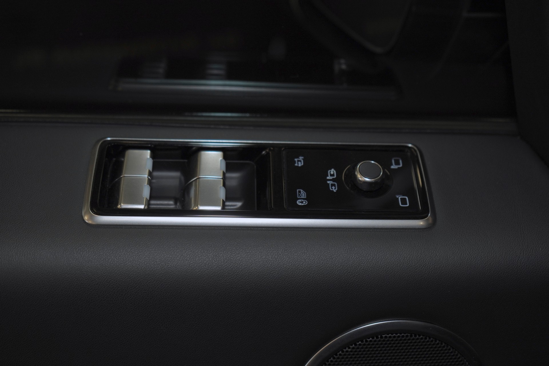 LAND ROVER Range Rover Sport 3.0 SDV6 HSE Automatic-image-10