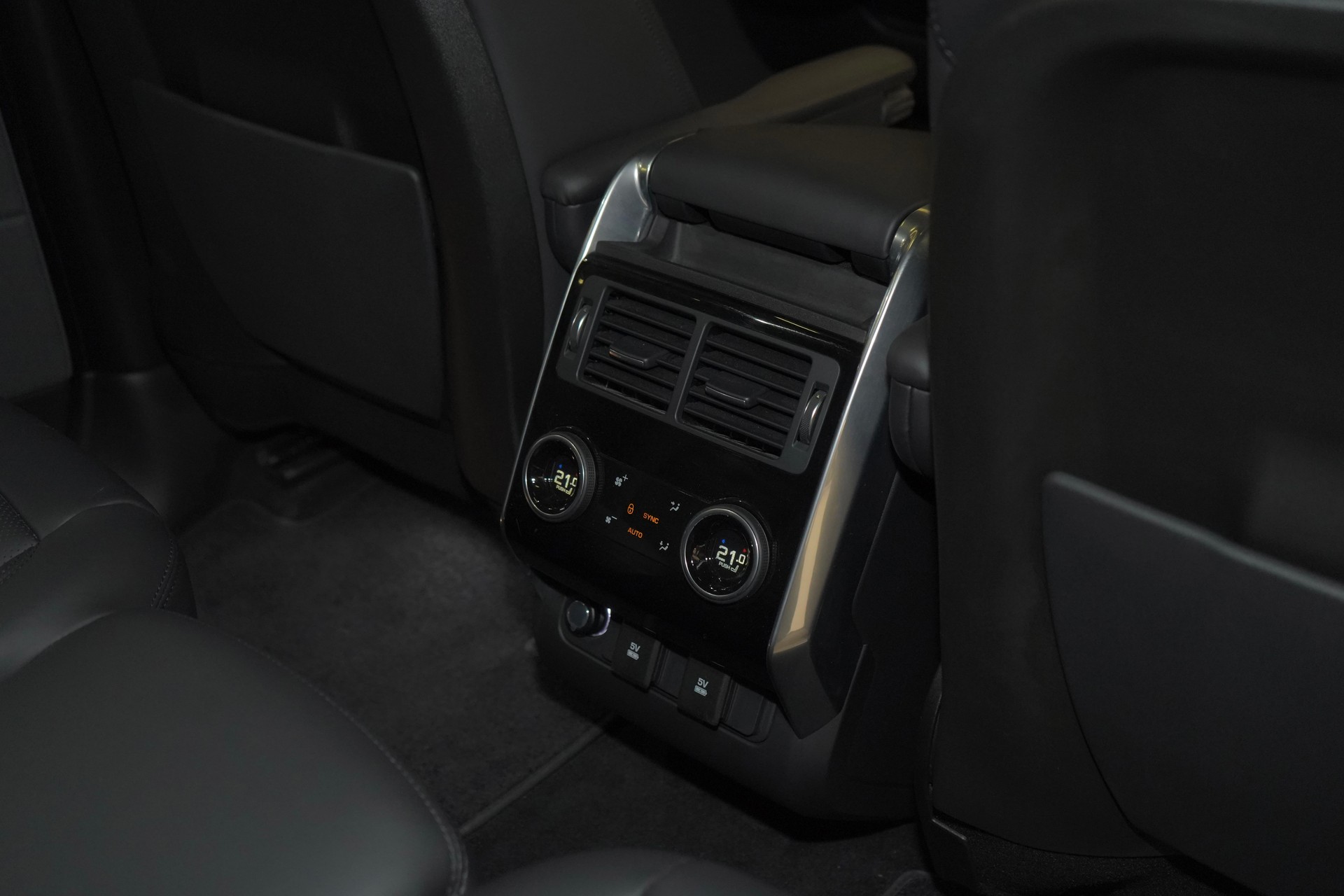LAND ROVER Range Rover Sport 3.0 SDV6 HSE Automatic-image-13