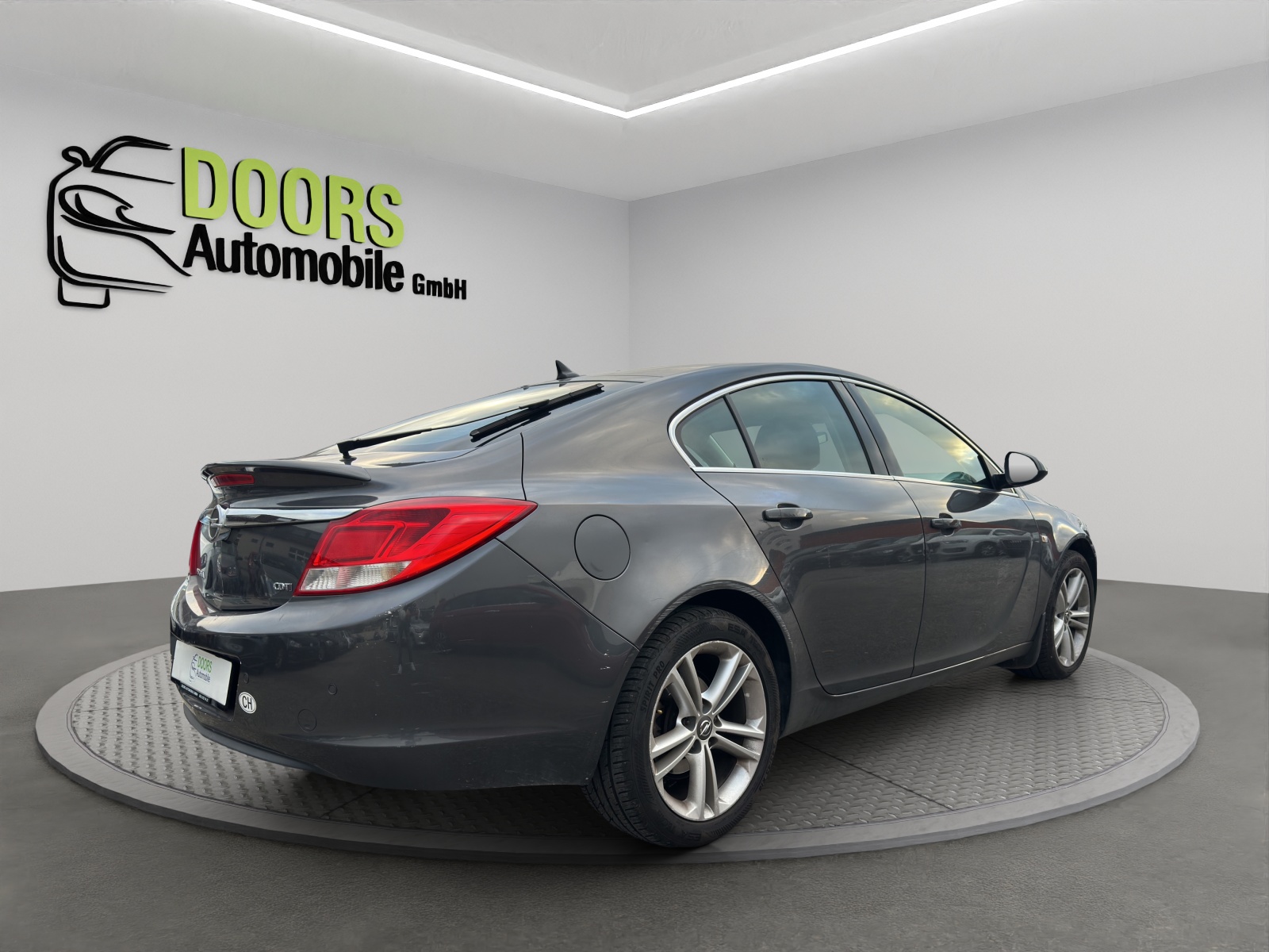 OPEL Insignia 2.0 CDTI Cosmo Automatic-showroom-element-3