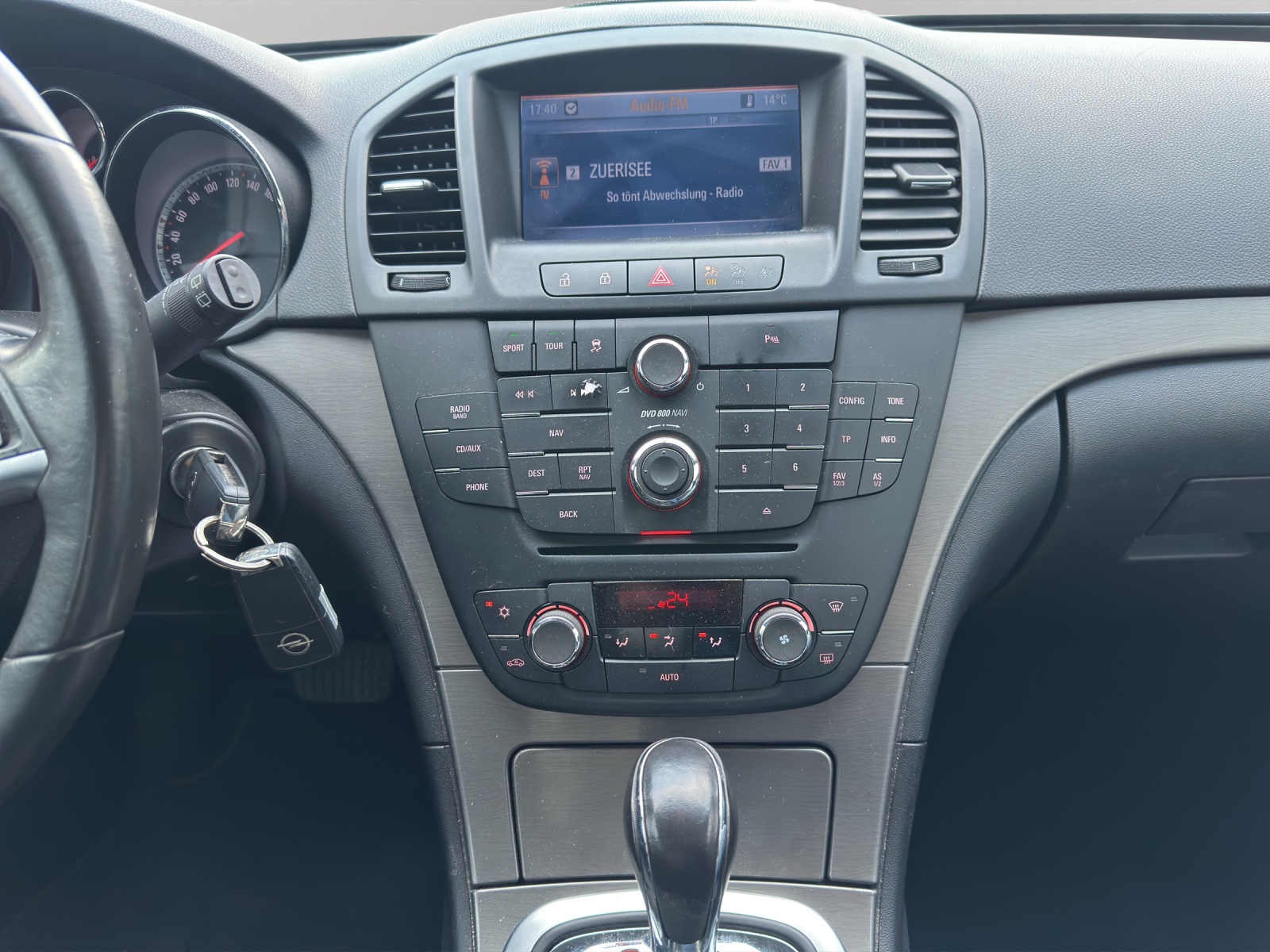 OPEL Insignia 2.0 CDTI Cosmo Automatic-image-12