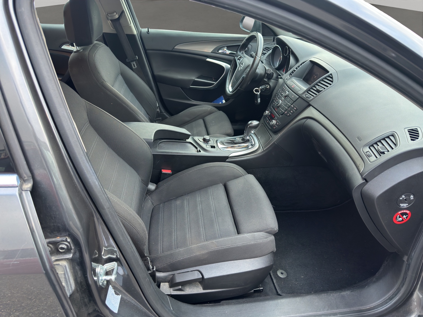 OPEL Insignia 2.0 CDTI Cosmo Automatic-image-10