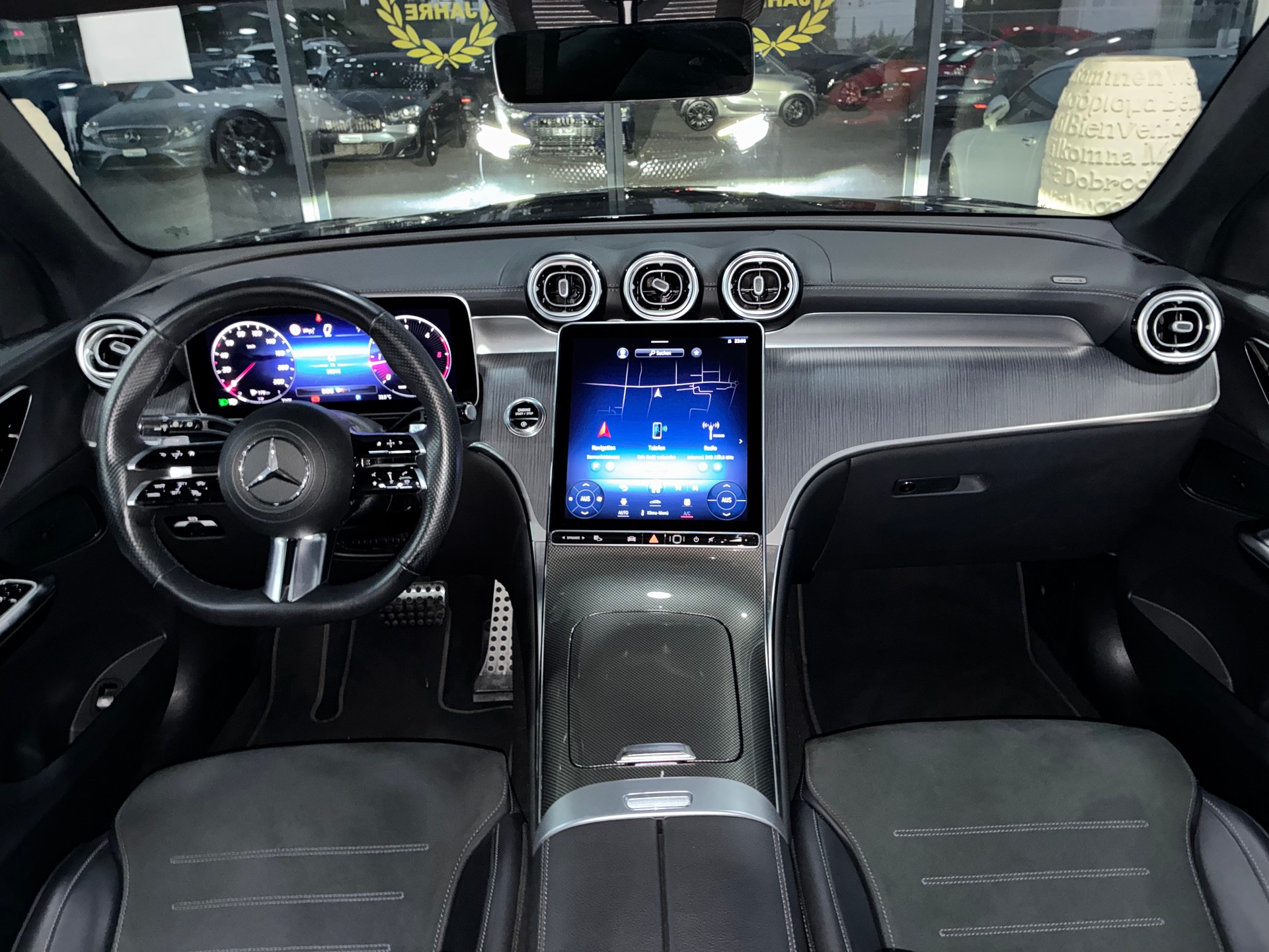 MERCEDES-BENZ GLC 220 d 4Matic 9G-Tronic-image-6