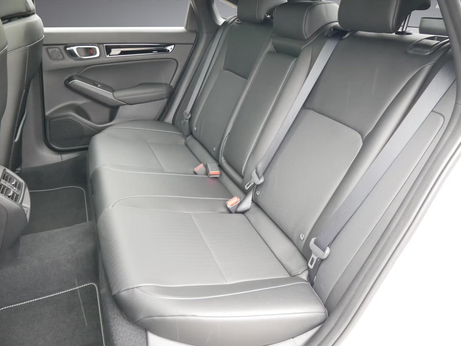 HONDA Civic 2.0 i-MMD Advance-image-14