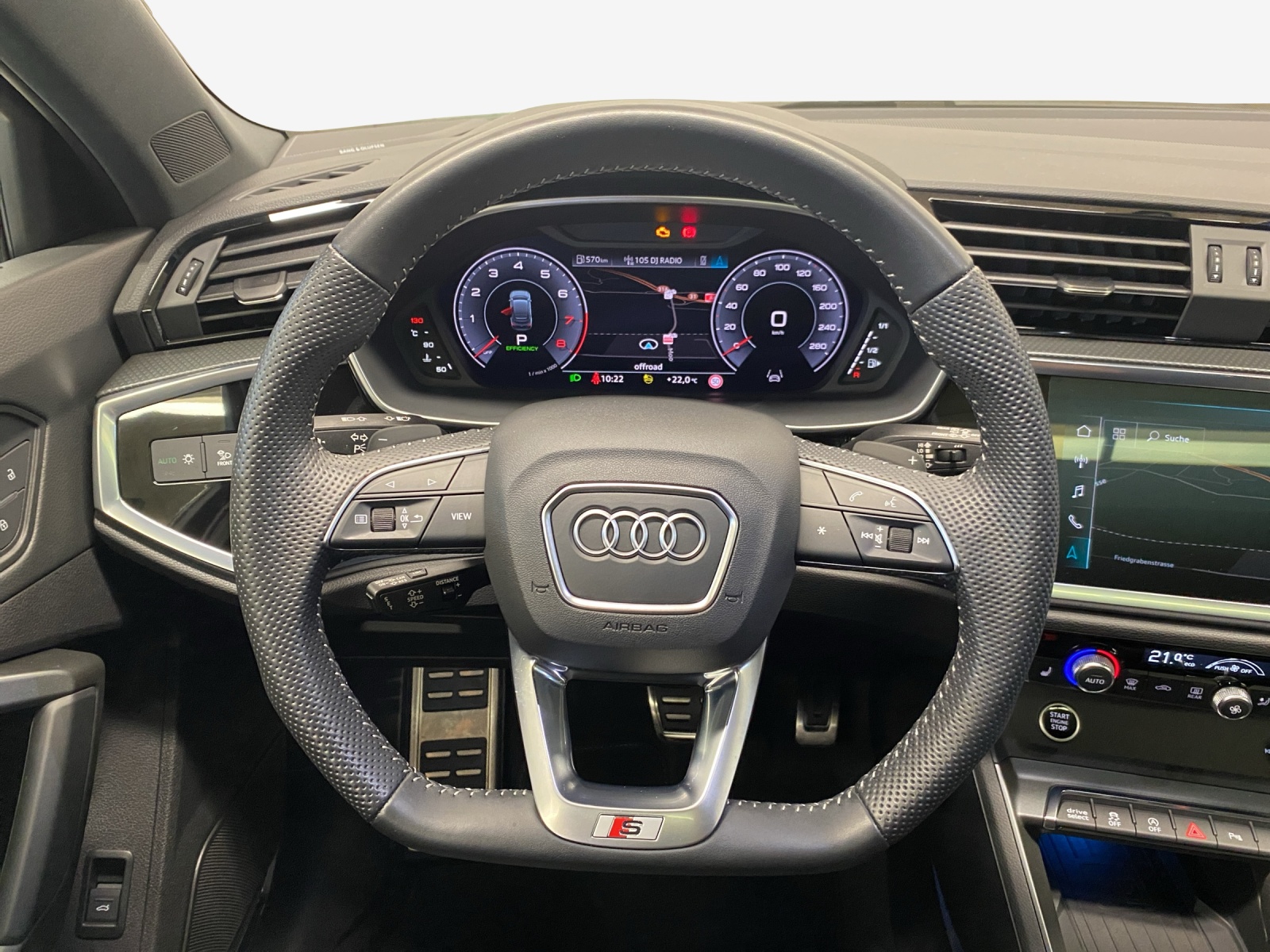 AUDI Q3 Sportback 40 TFSI S line quattro S-tronic-image-9