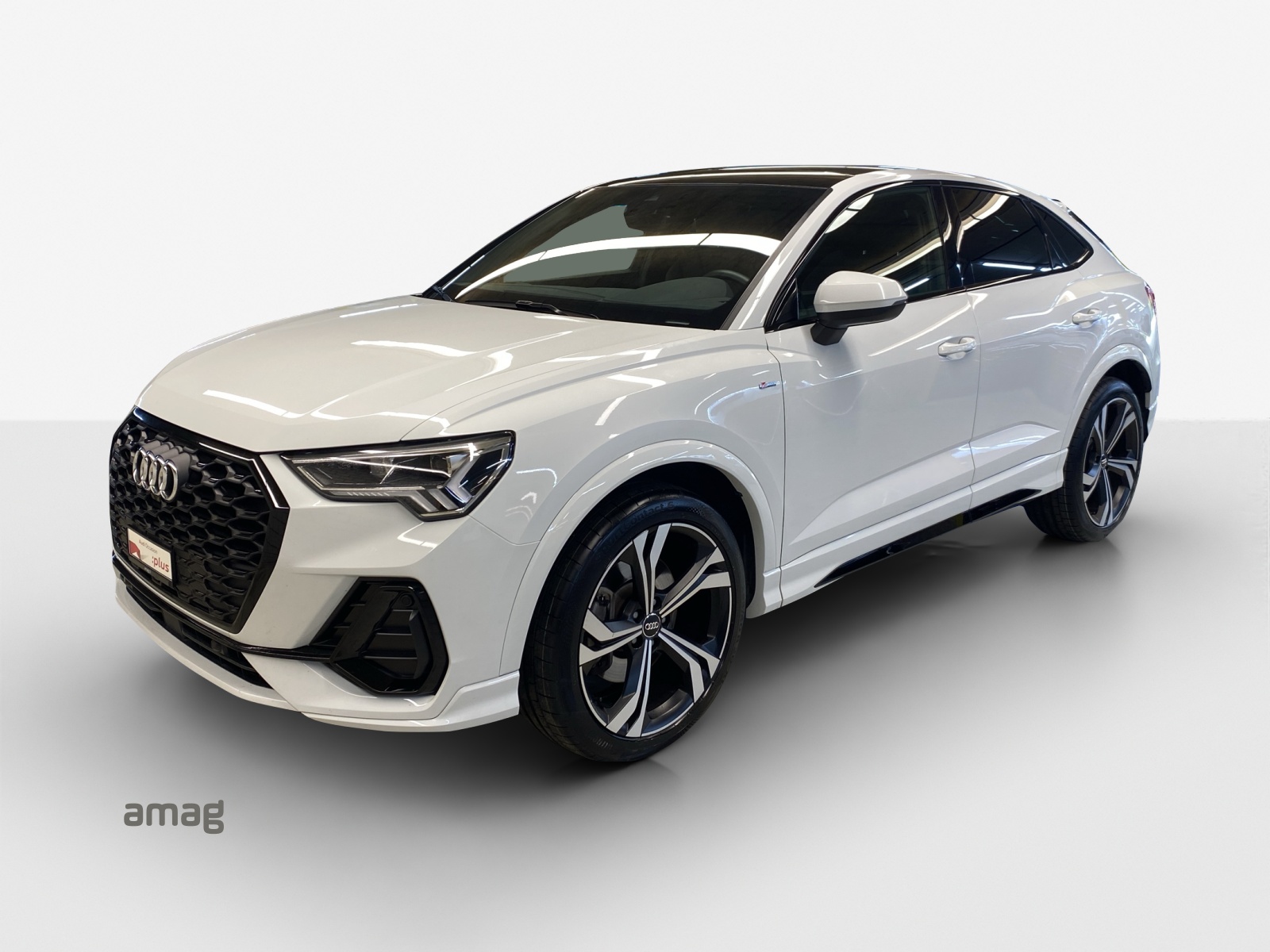 AUDI Q3 Sportback 40 TFSI S line quattro S-tronic-image-0