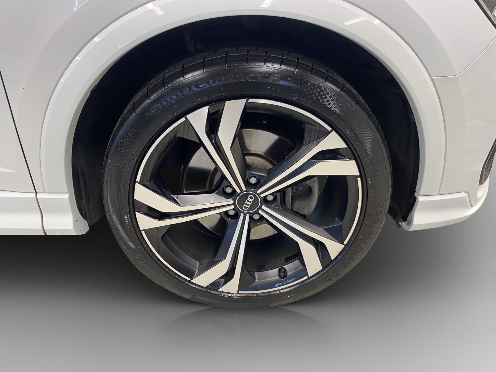 AUDI Q3 Sportback 40 TFSI S line quattro S-tronic-image-15