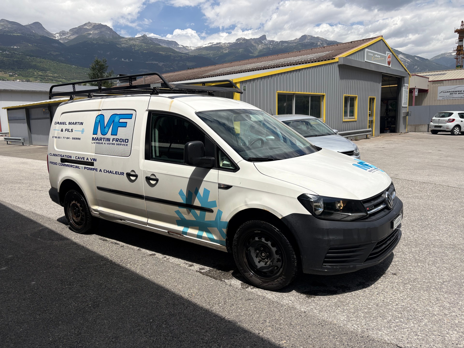 VW Caddy Maxi 2.0TDI 4Motion BlueMotion Technology-image-5