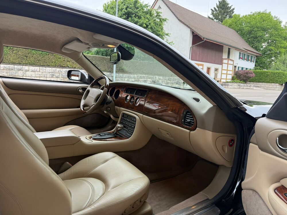 JAGUAR XKR S/C-image-5