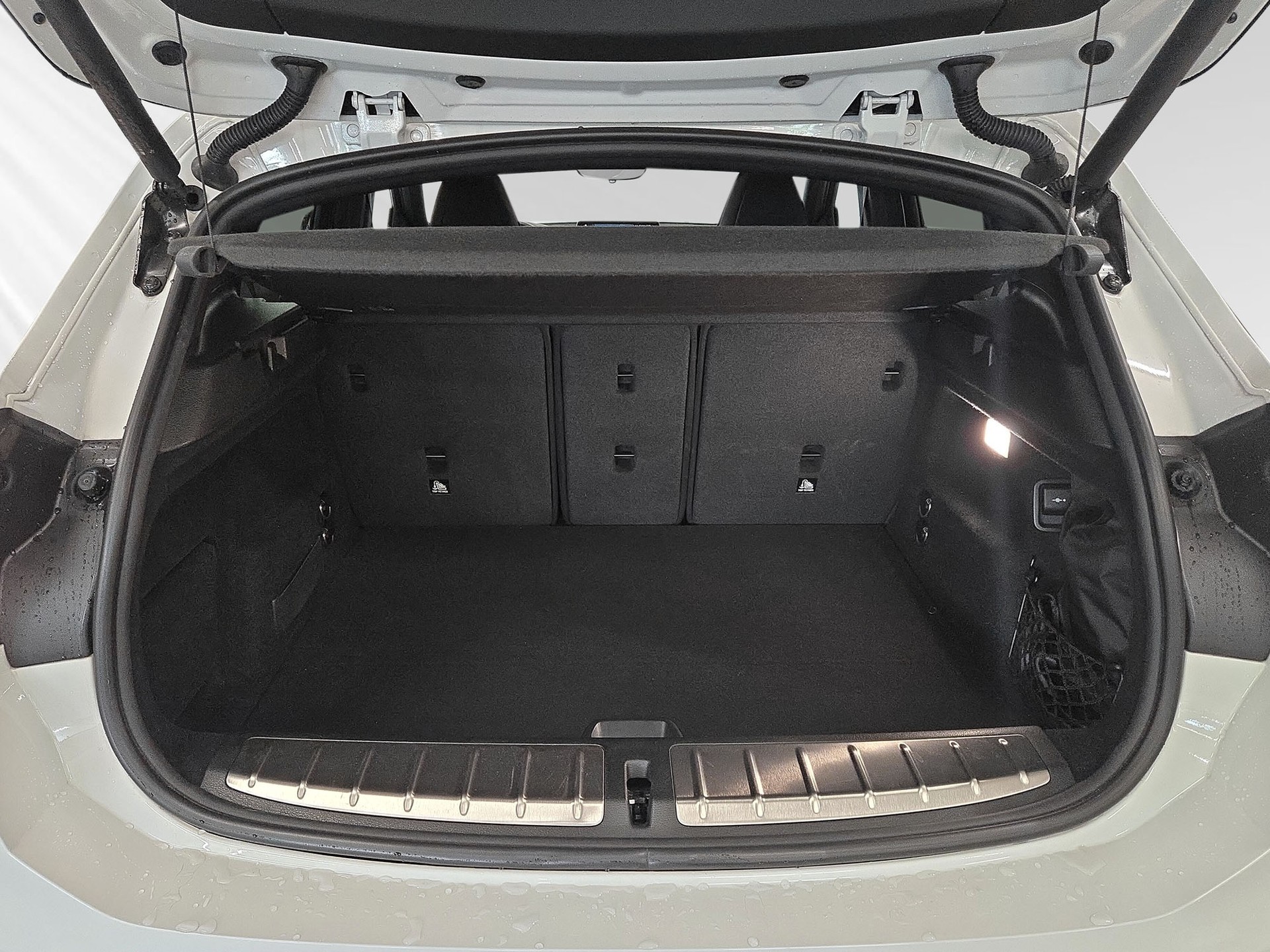BMW X2 xDrive 20i M Sport-image-7
