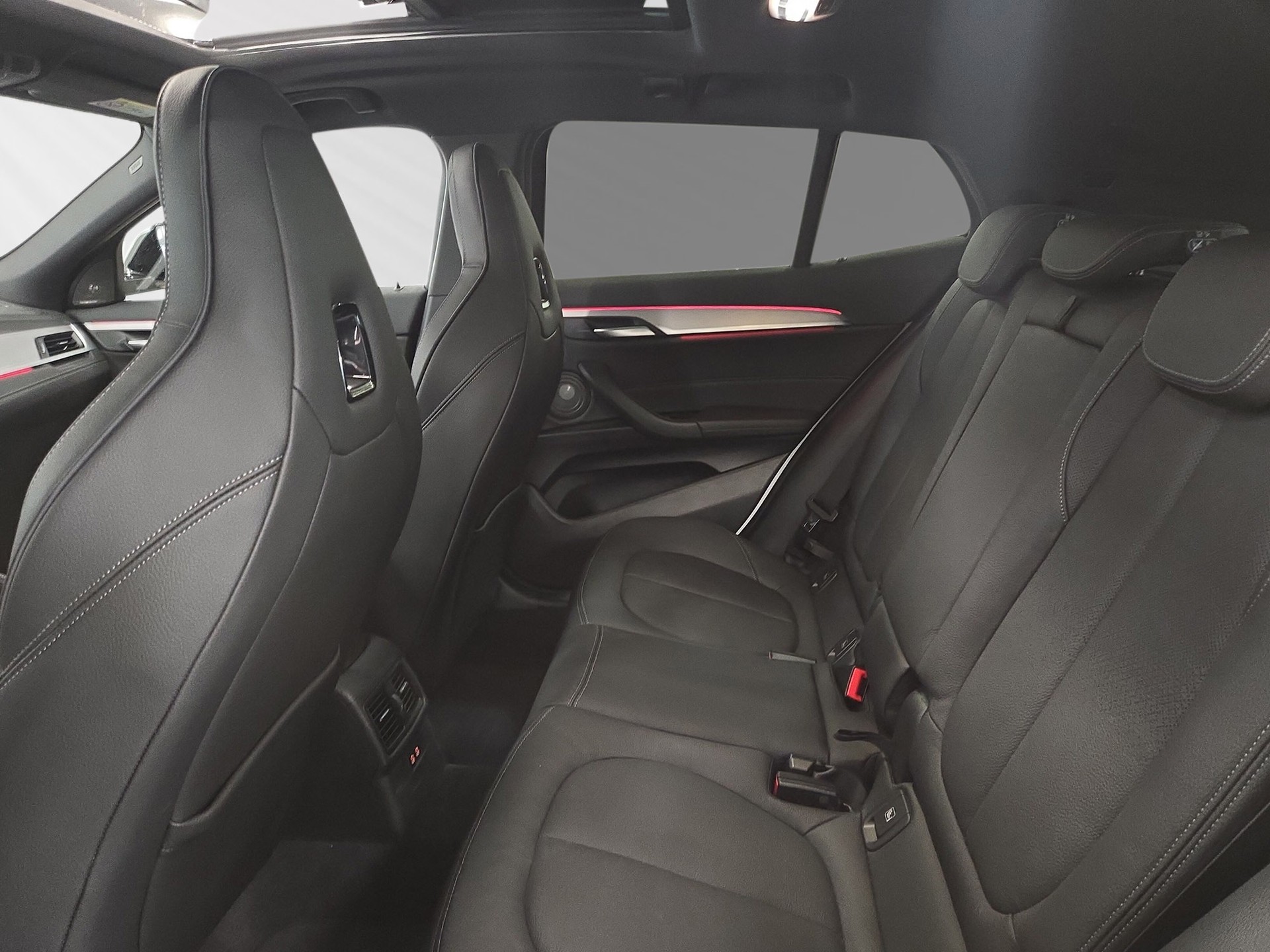 BMW X2 xDrive 20i M Sport-image-6