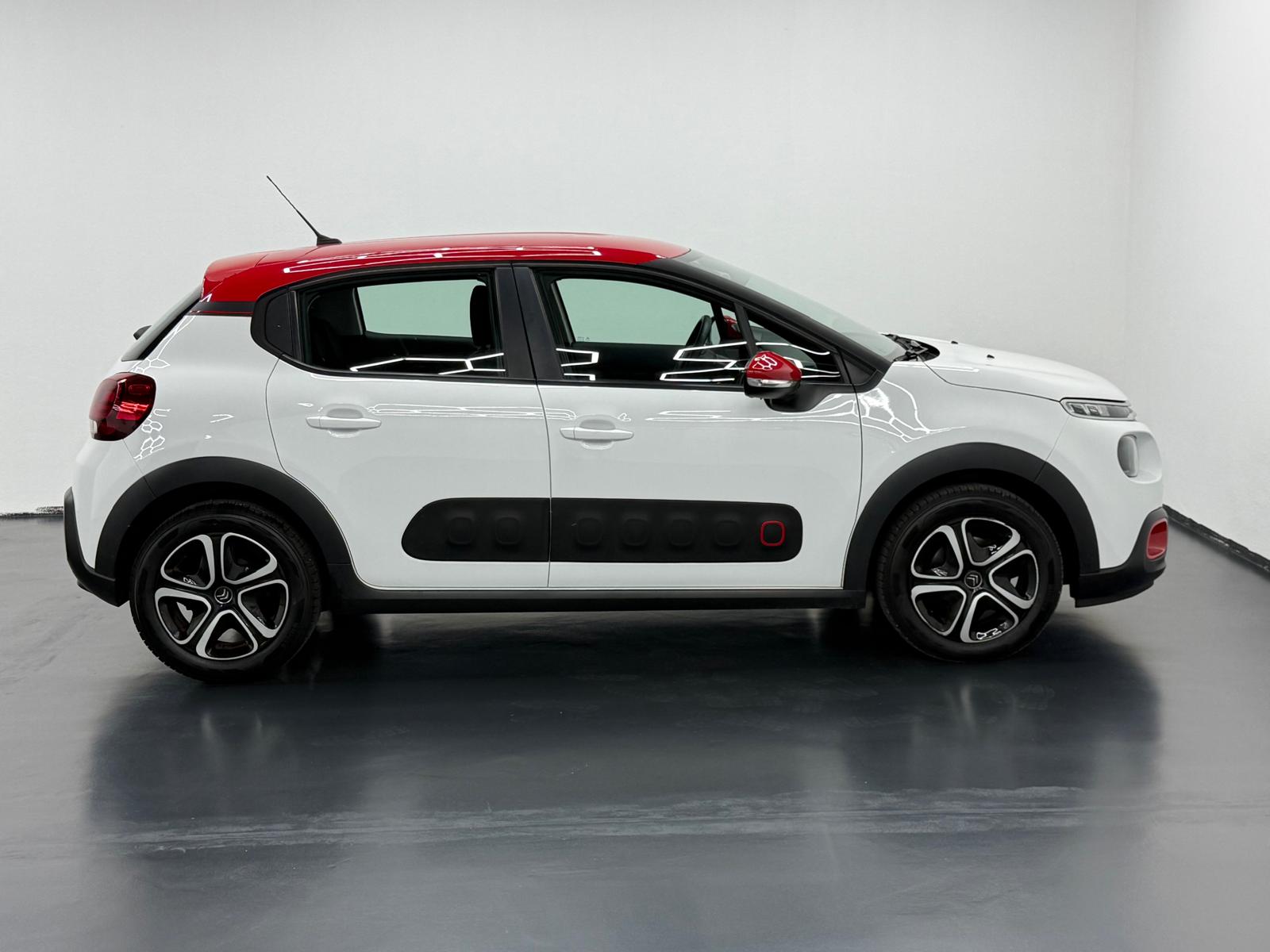 CITROEN C3 1.2i PureTech Feel EAT-image-3