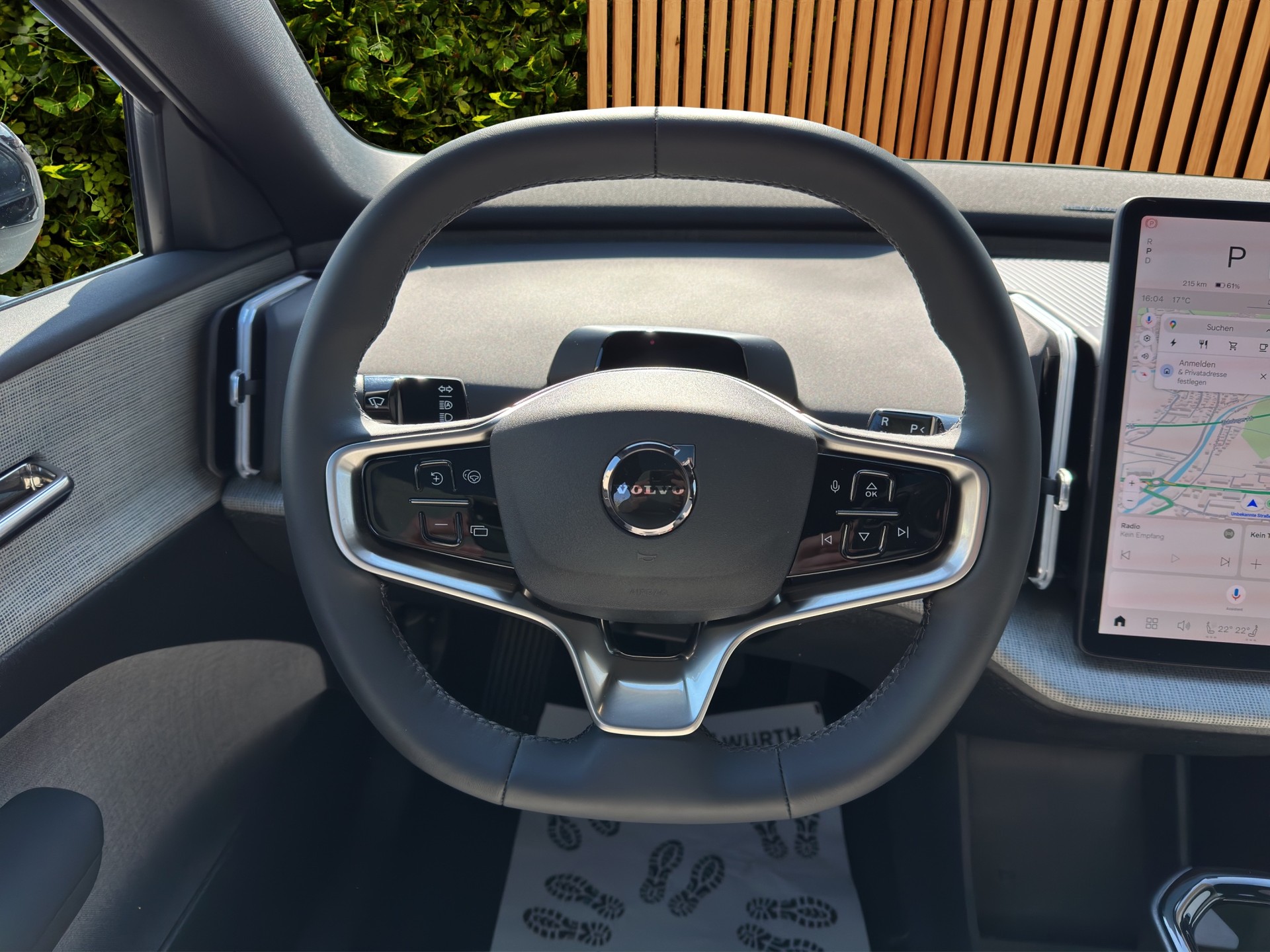 VOLVO EX30 E60 Twin Ultra Performance AWD-image-10