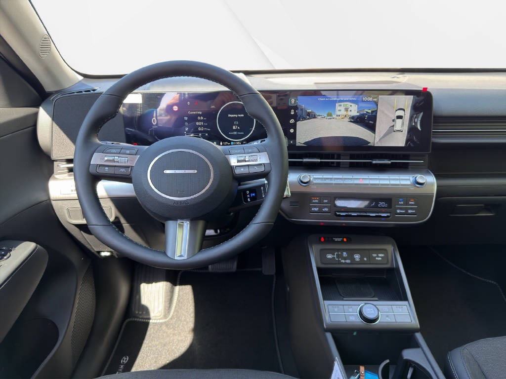 HYUNDAI Kona EV 65.4 kWh Amplia-image-6