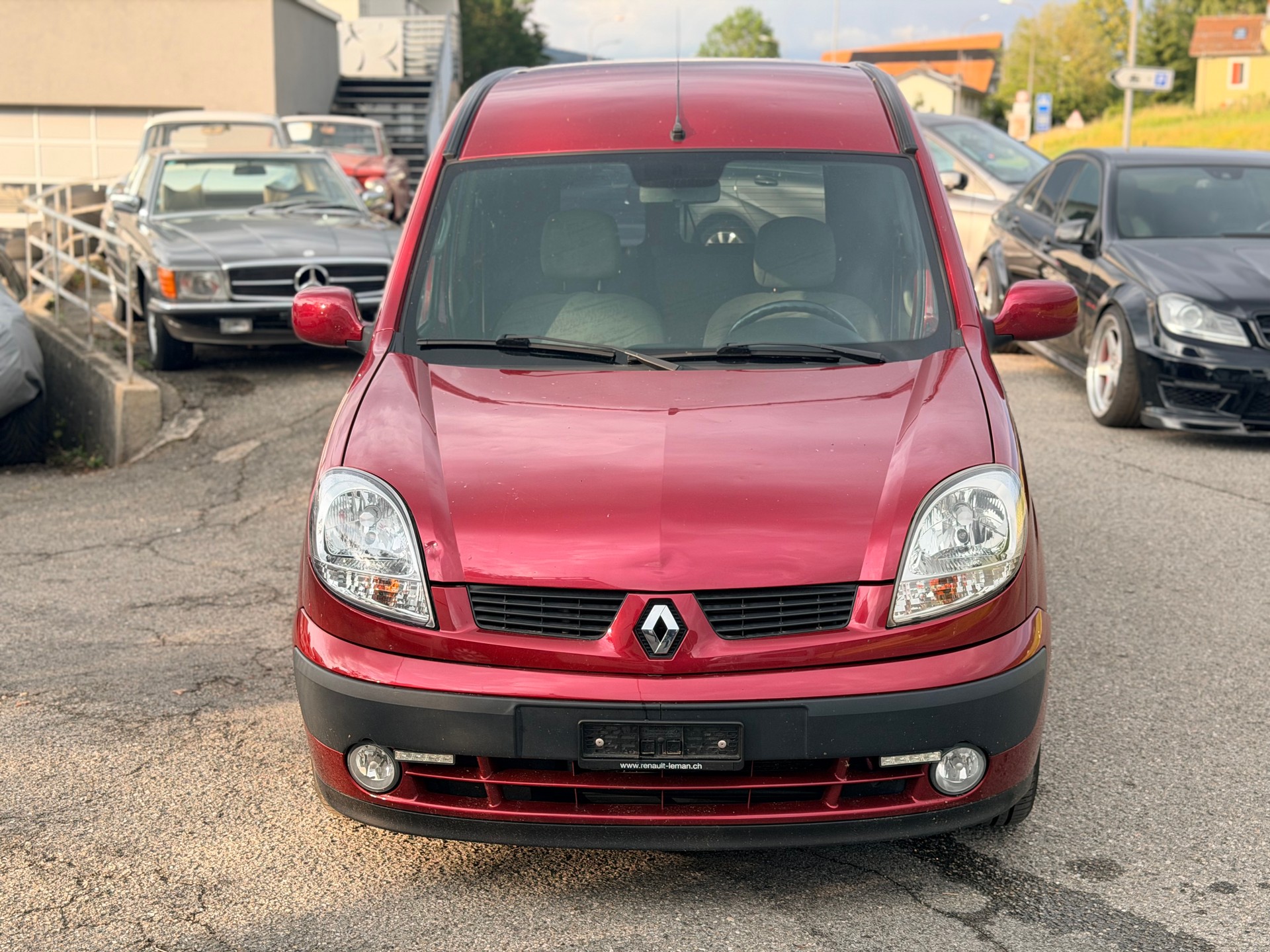 RENAULT Kangoo 1.6 16V Privilège-image-1