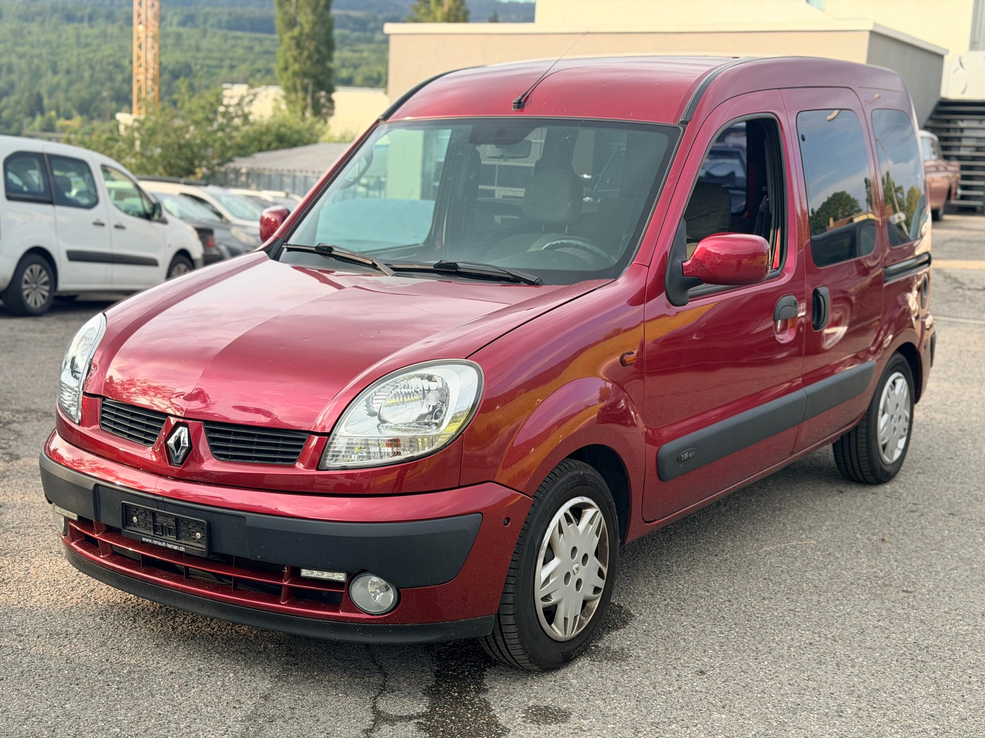 RENAULT Kangoo 1.6 16V Privilège-image-0