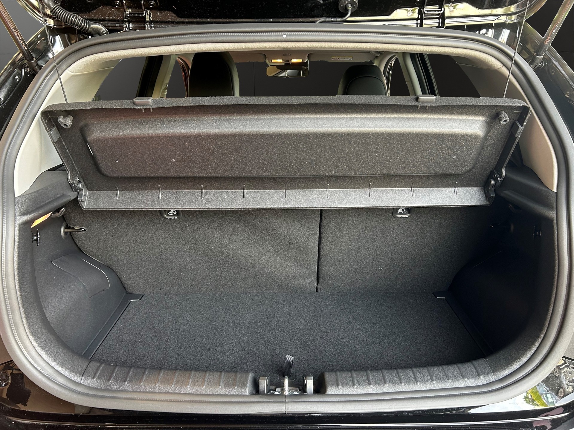 KIA Picanto 1.0 GDi GT Line-image-10