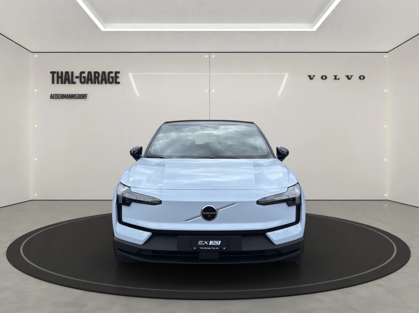 VOLVO EX30 E60 Twin Ultra Performance AWD-image-1