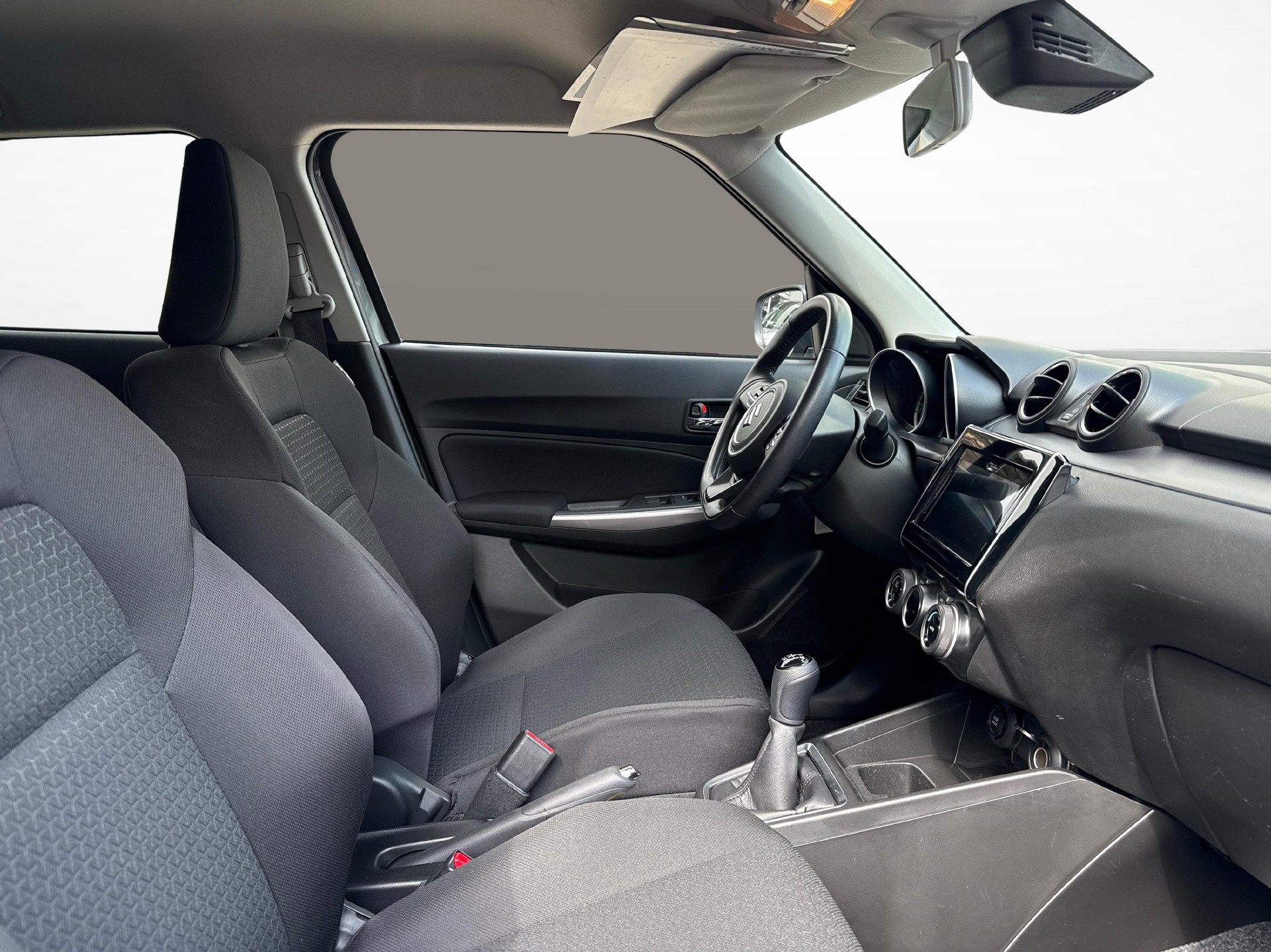 SUZUKI Swift 1.2 Piz Sulai Top Hybrid 4x4-image-9