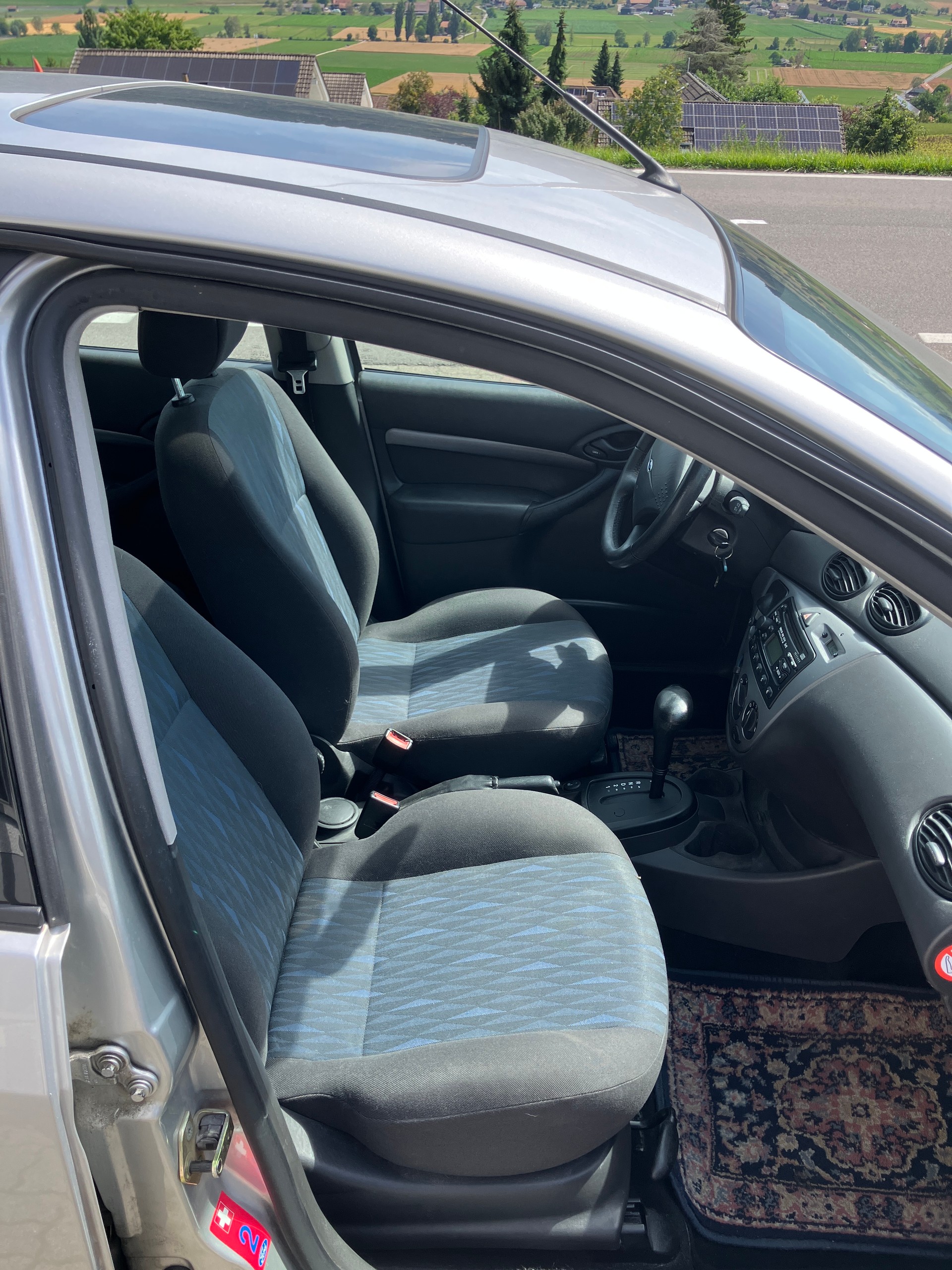 FORD Focus 2.0i 16V Carving-image-5