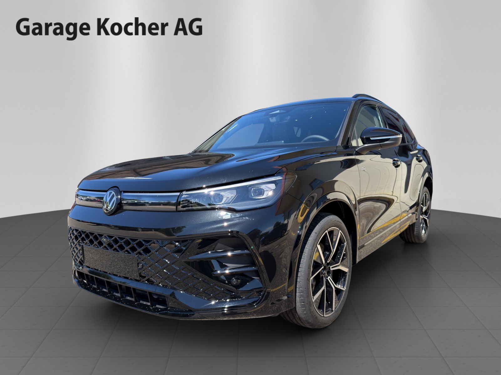 VW Tiguan 2.0 TSI DSG R-Line United 4Motion-image-0
