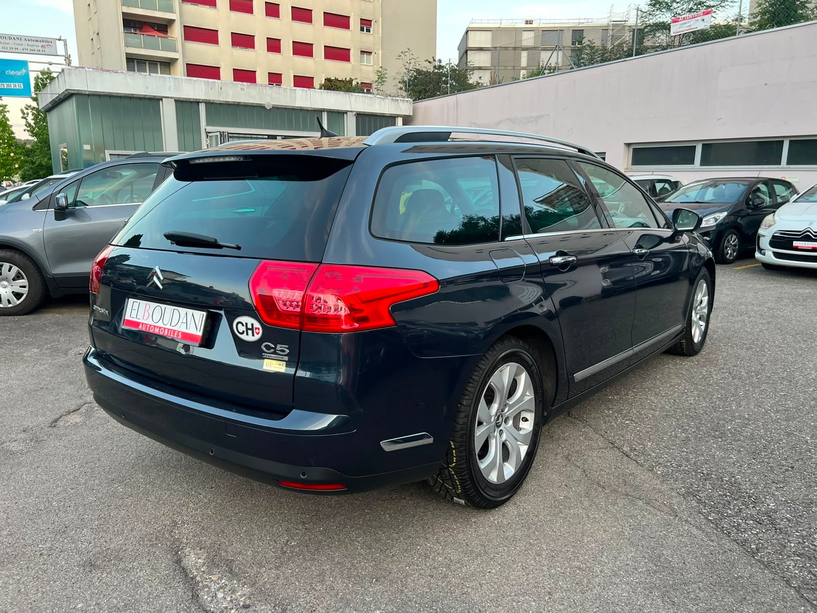 CITROEN C5 Tourer 2.0 HDi Exclusive Automatic-image-3