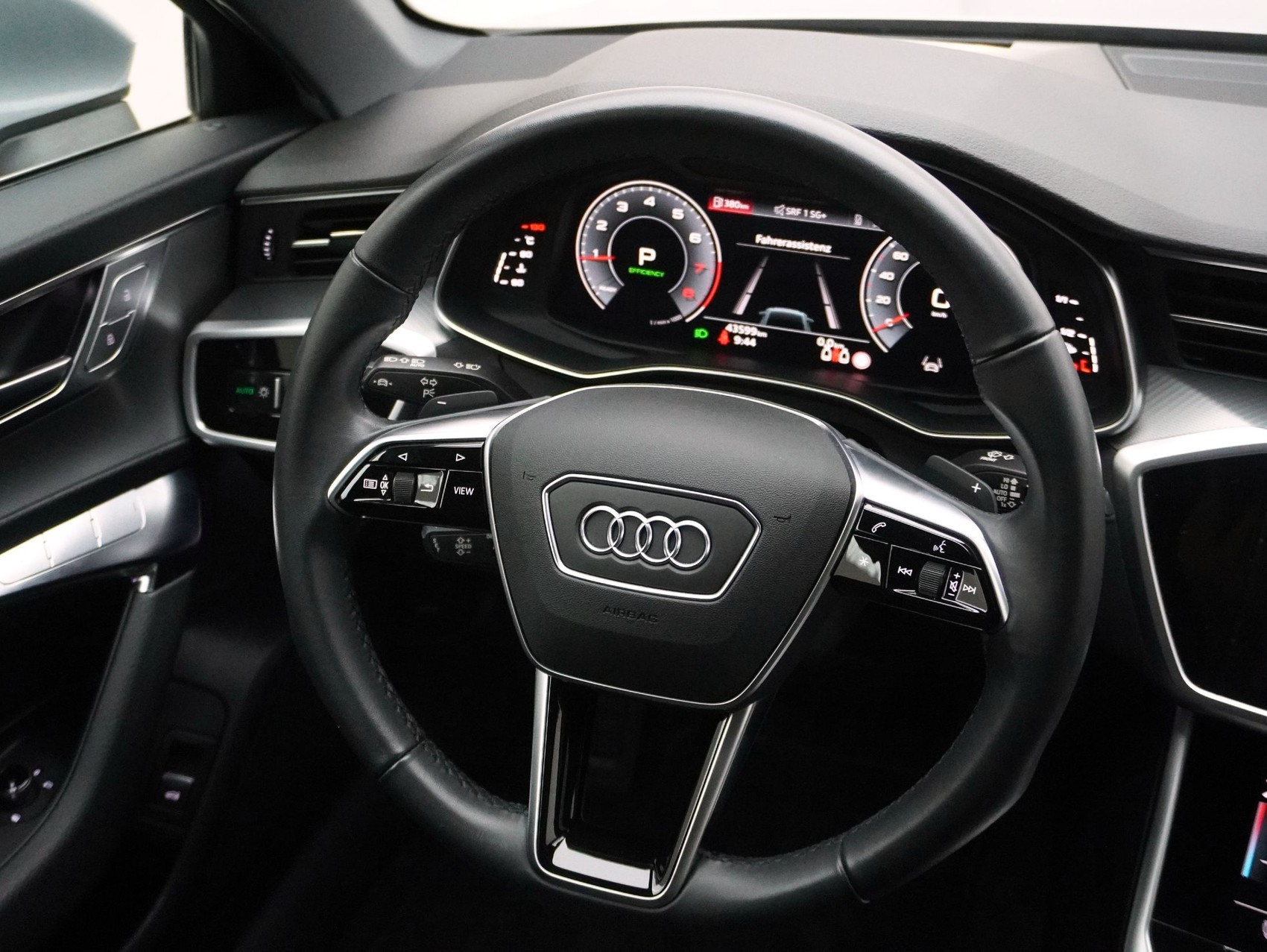 AUDI A6 Avant 45 TFSI Sport quattro S-Tronic-image-9