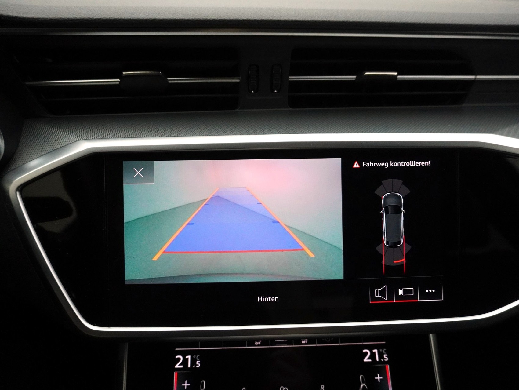 AUDI A6 Avant 45 TFSI Sport quattro S-Tronic-image-18