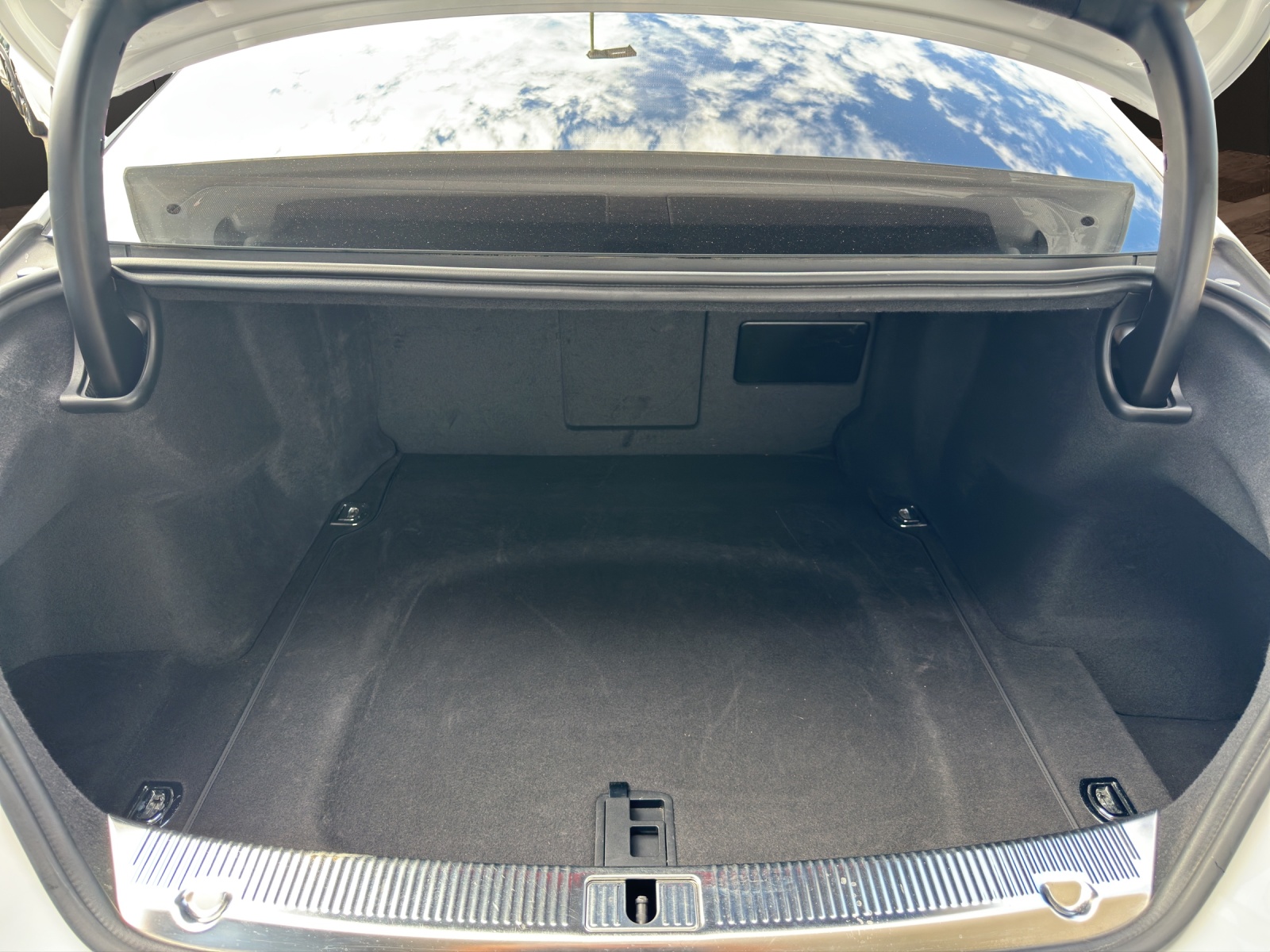 AUDI S8 4.0 V8 TFSI plus qua. T-Tronic-image-12